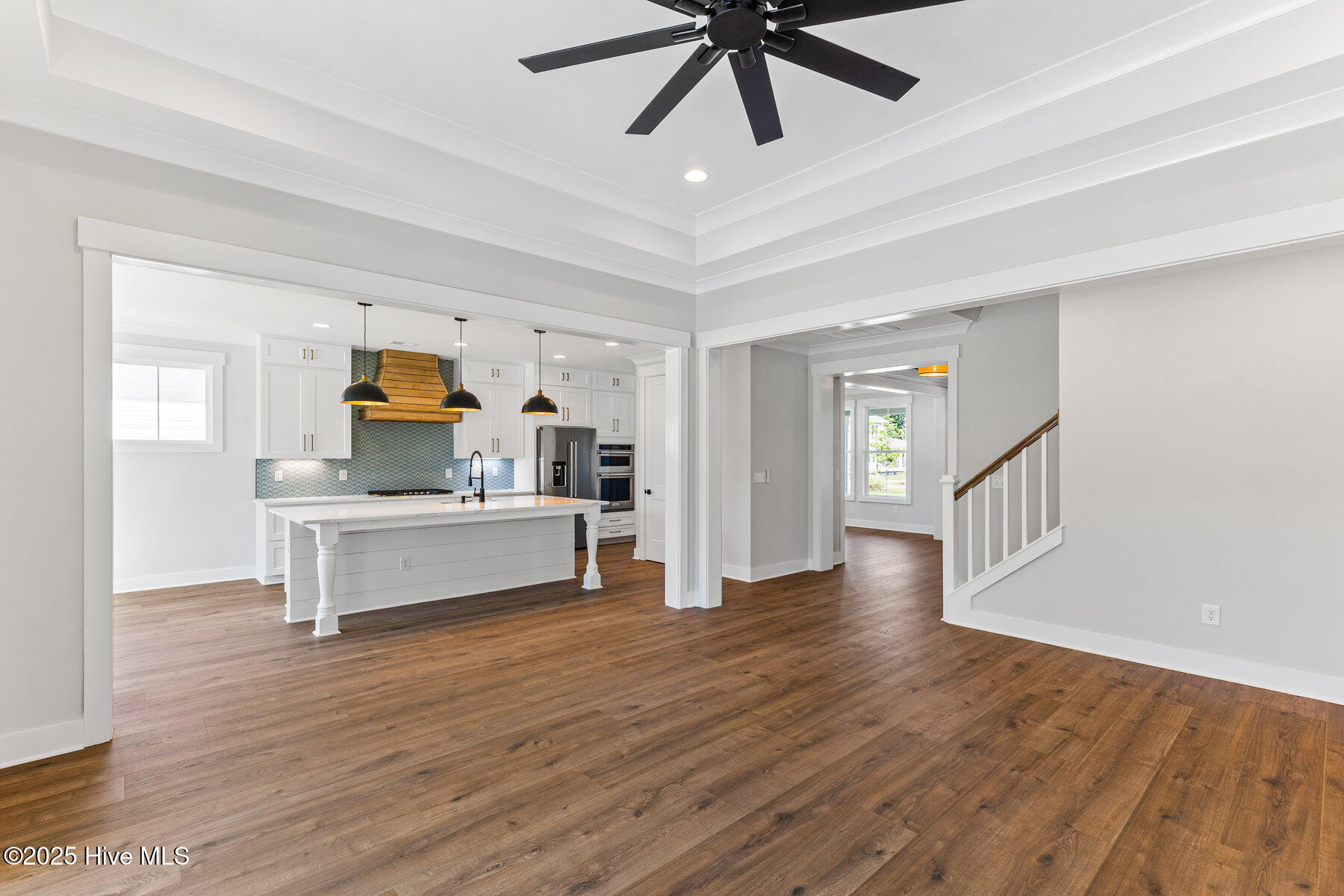 404 E Blackbeard Road