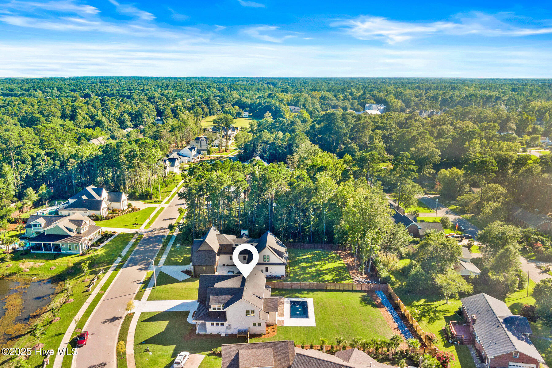 404 E Blackbeard Road