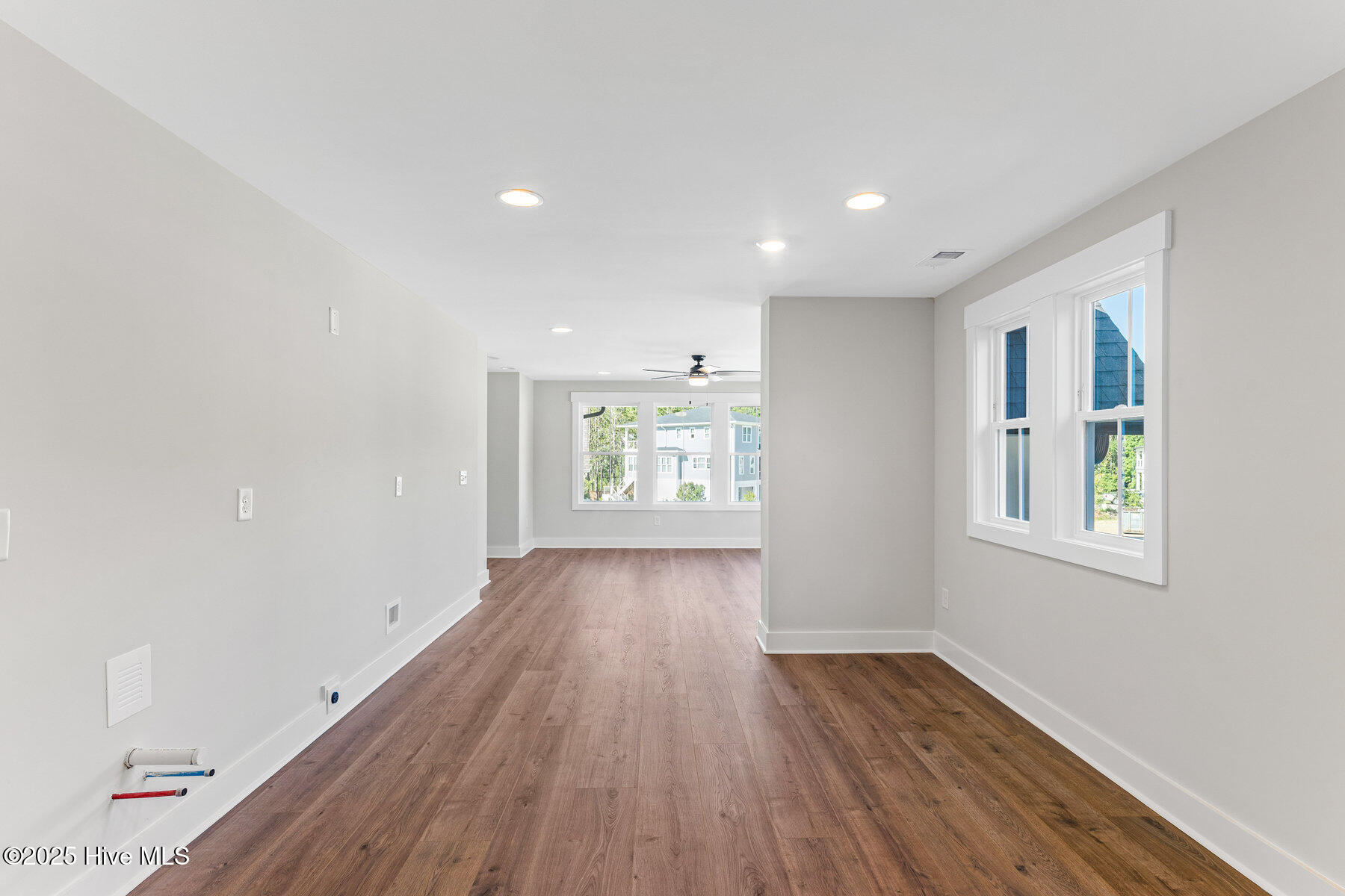 404 E Blackbeard Road