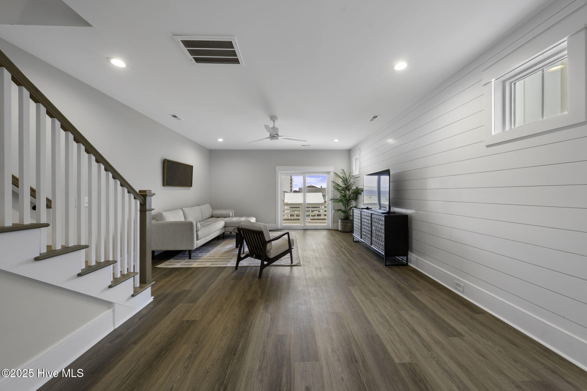 904 Second Street S, Unit 2