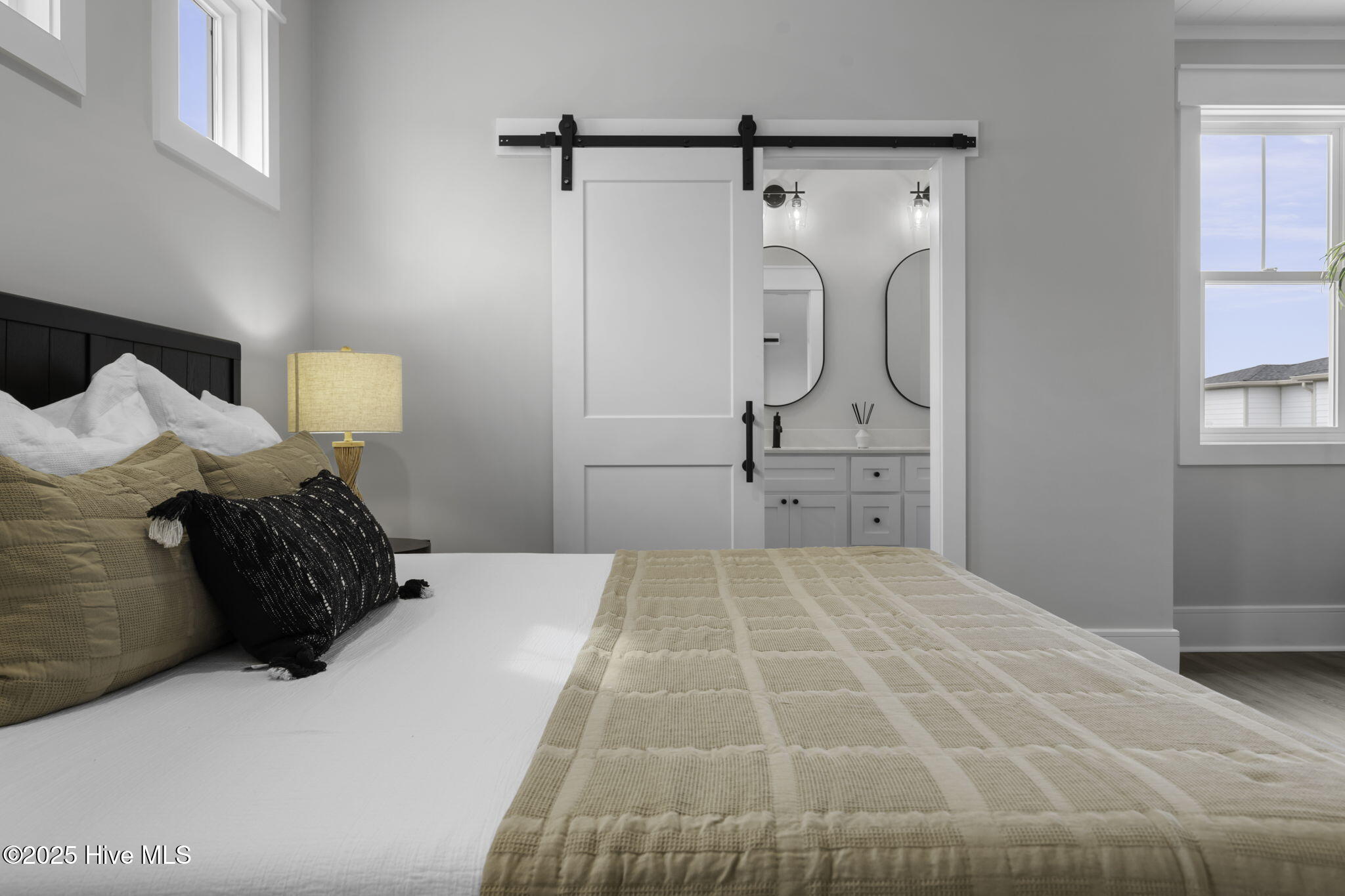 904 Second Street S, Unit 2