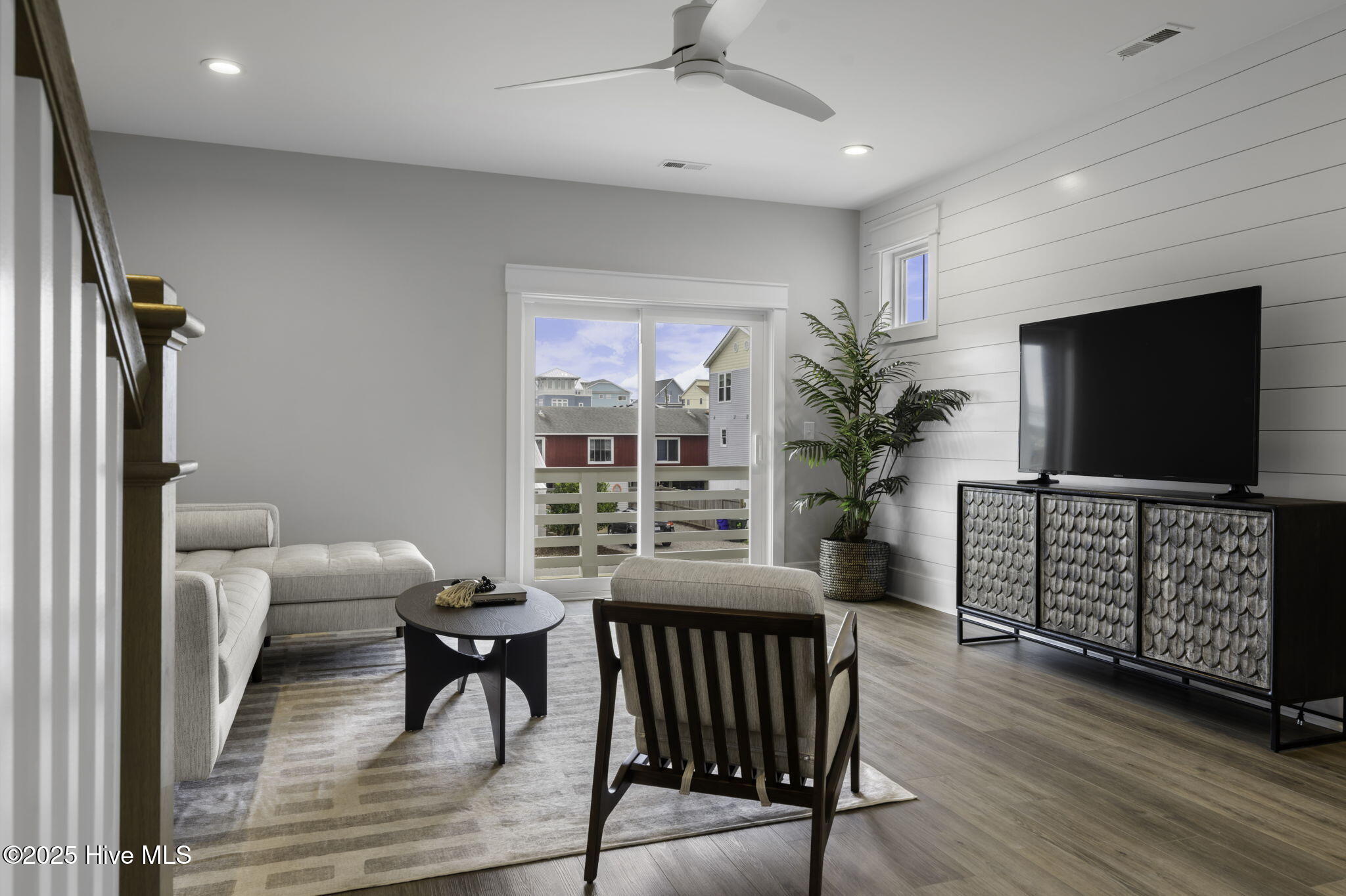 904 Second Street S, Unit 2