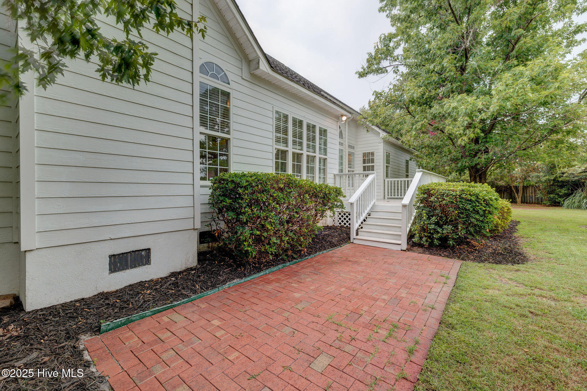 652 Lawshe Court