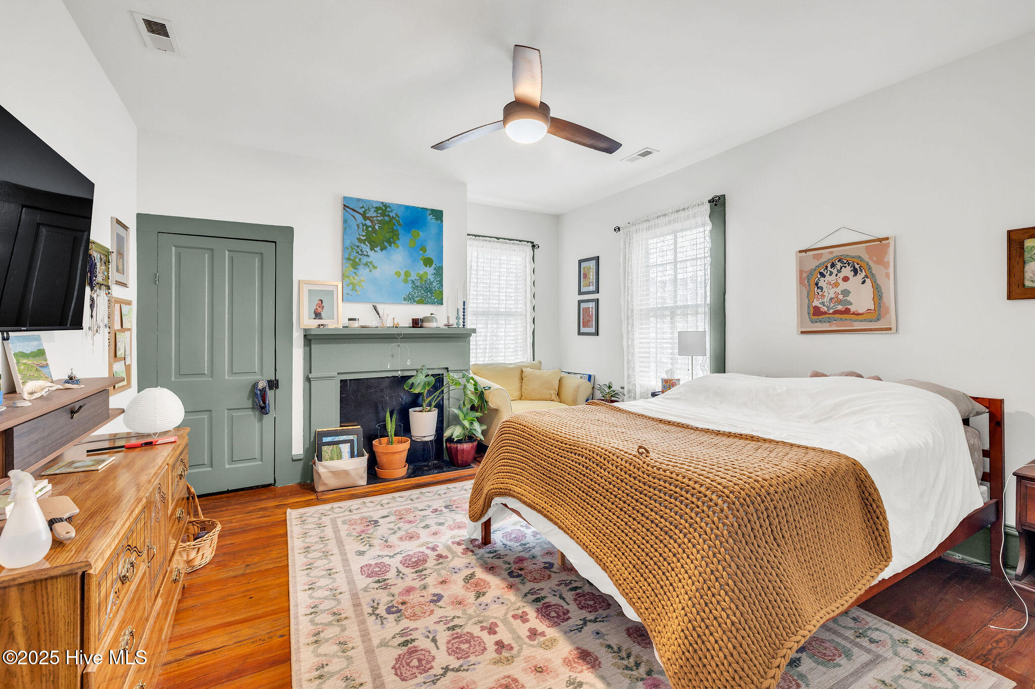 114 N 8th Street