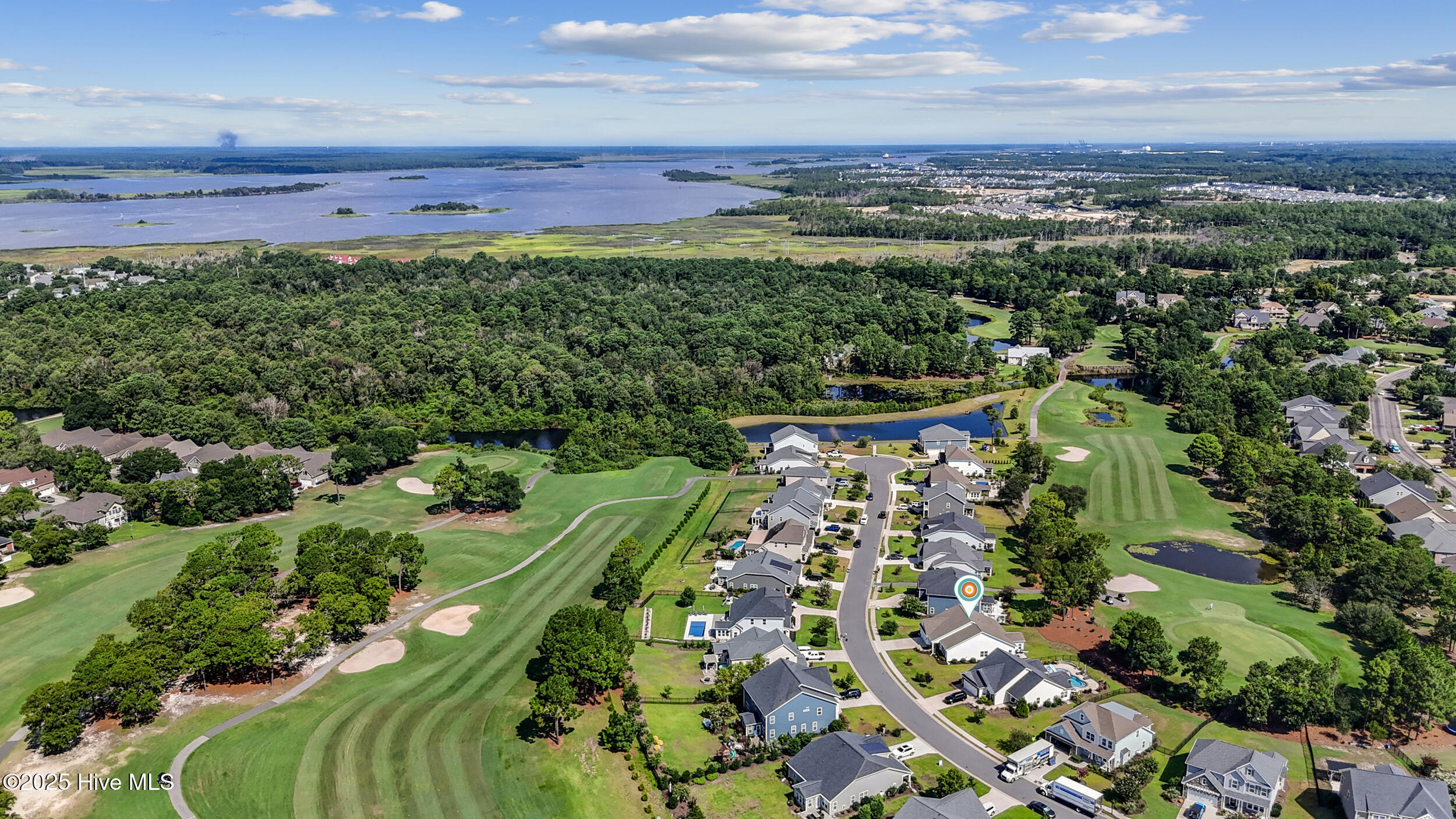 433 Island End Court