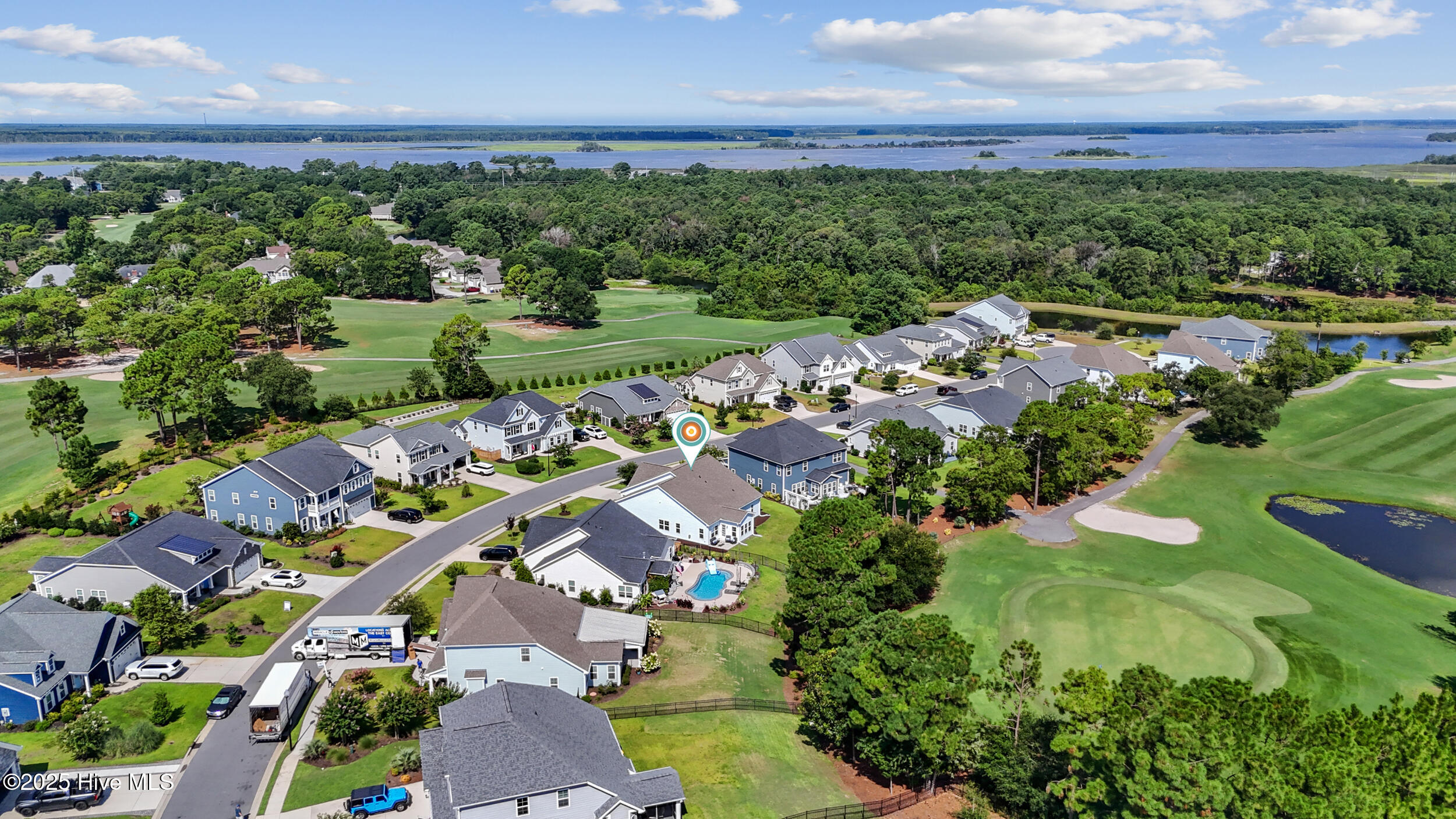 433 Island End Court