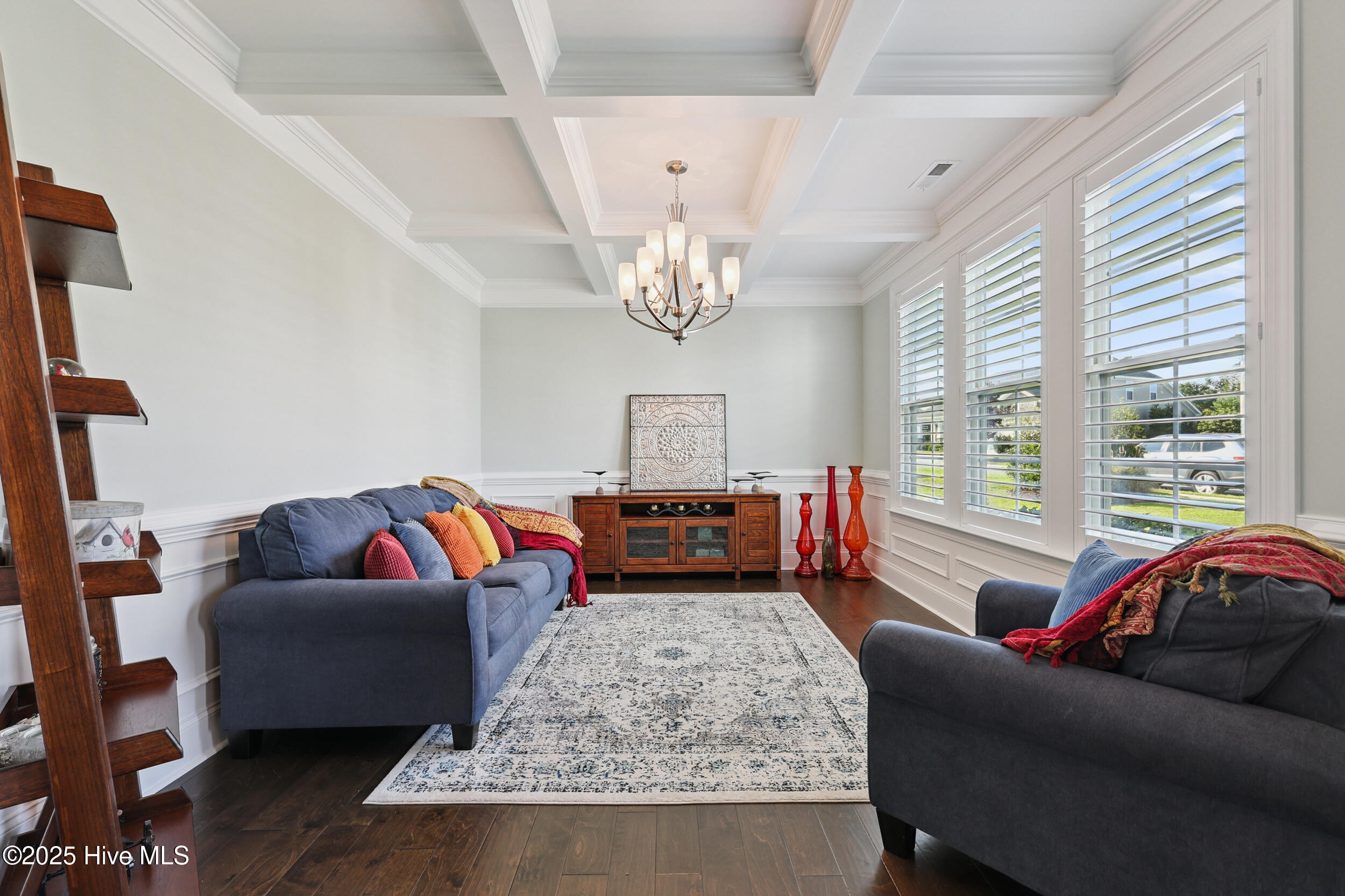 433 Island End Court