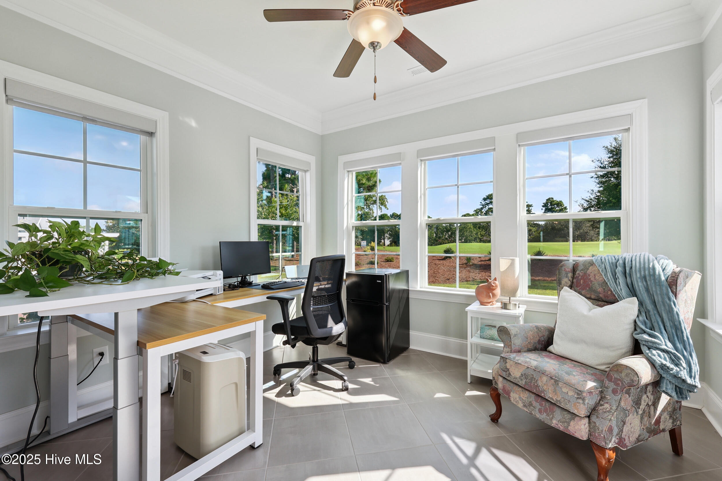 433 Island End Court