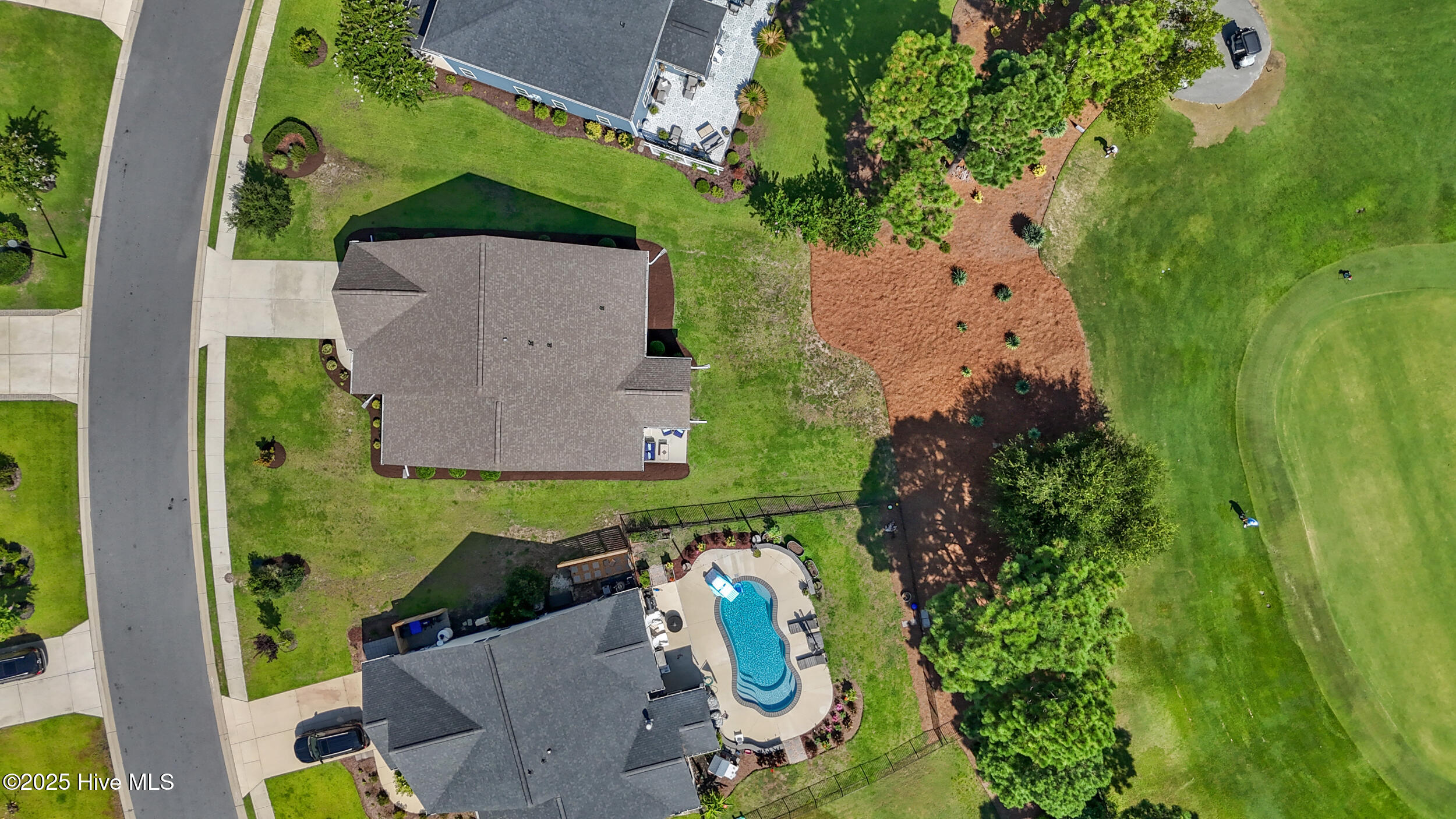 433 Island End Court