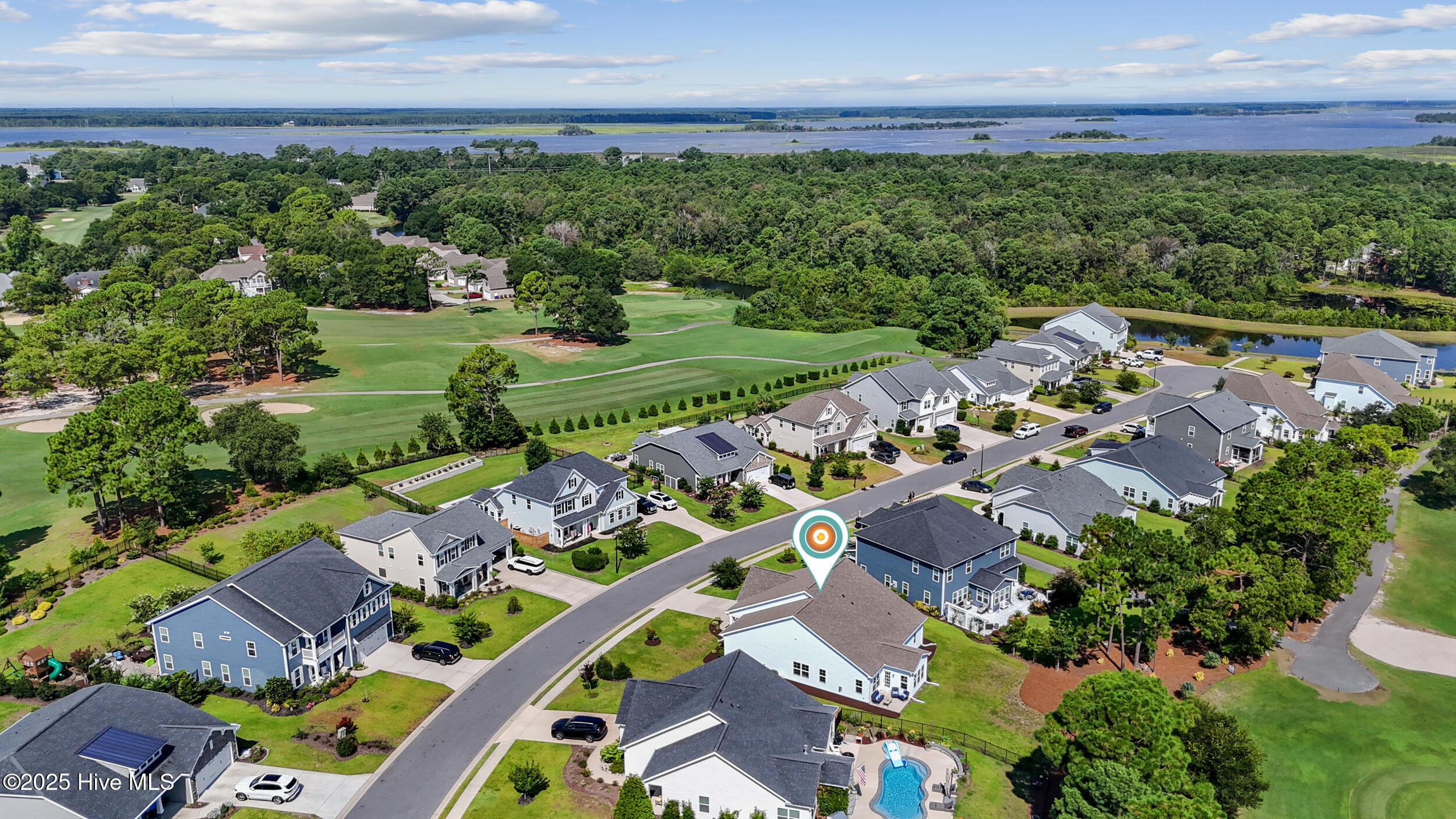 433 Island End Court