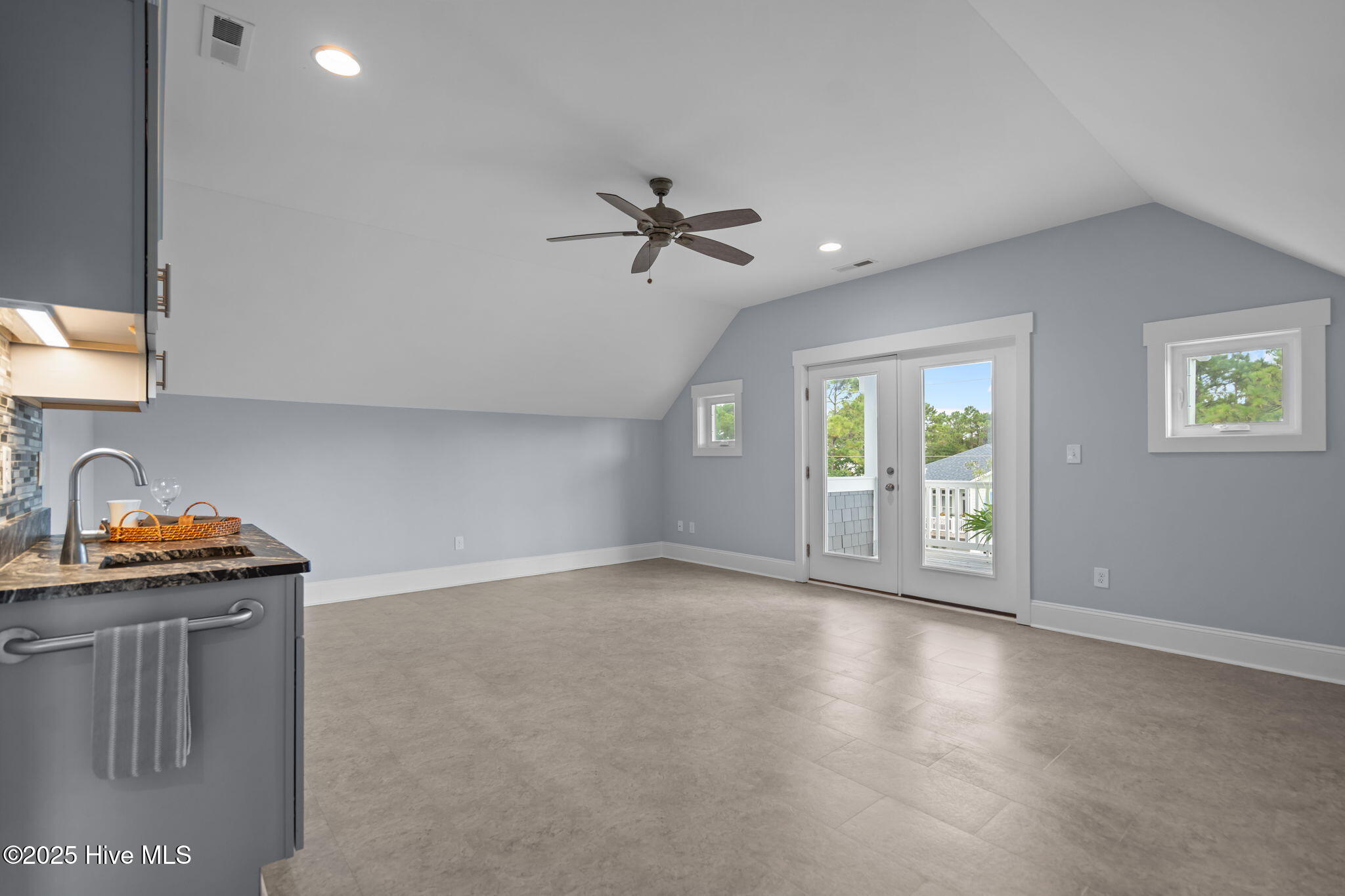 904 South Carolina Avenue