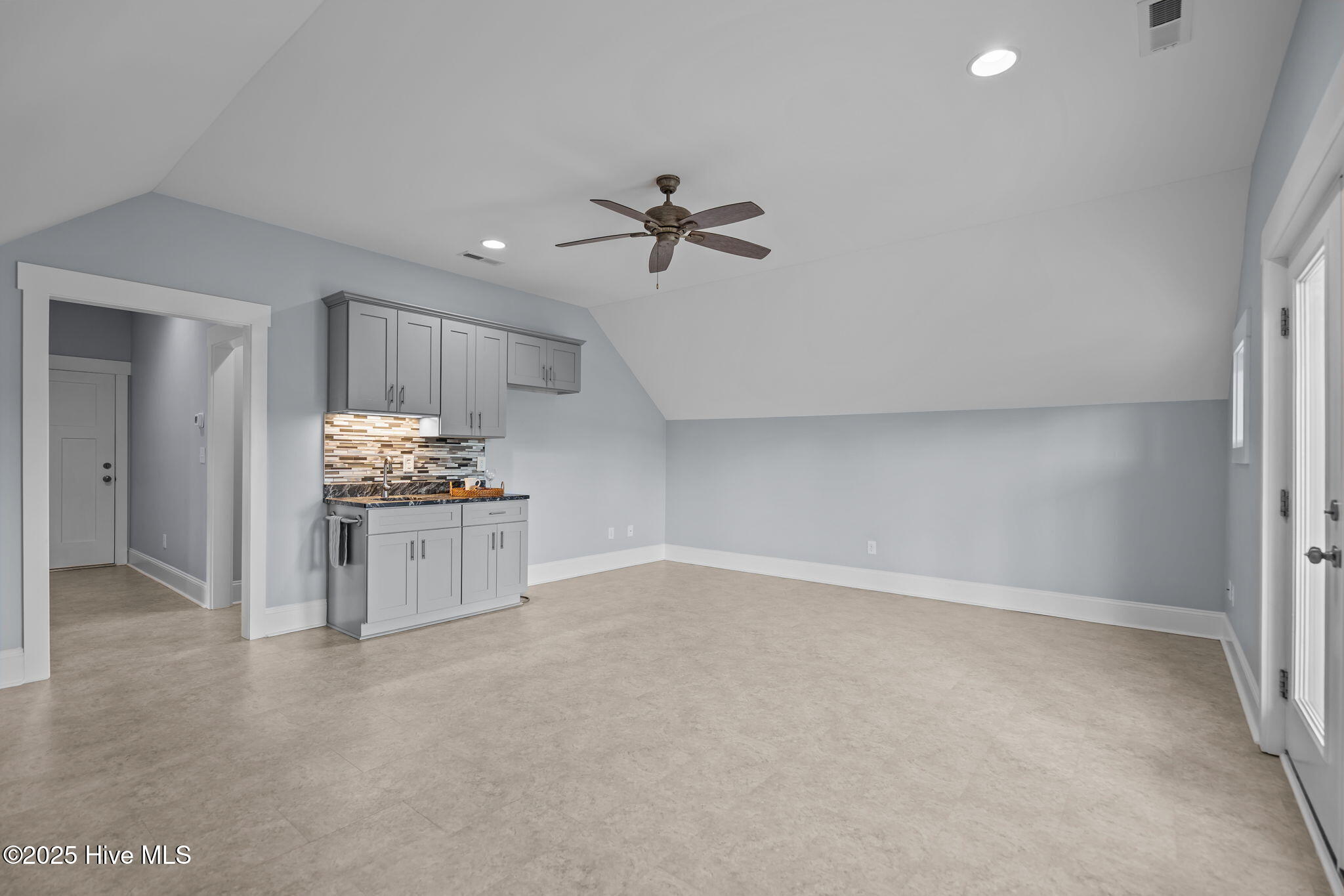 904 South Carolina Avenue