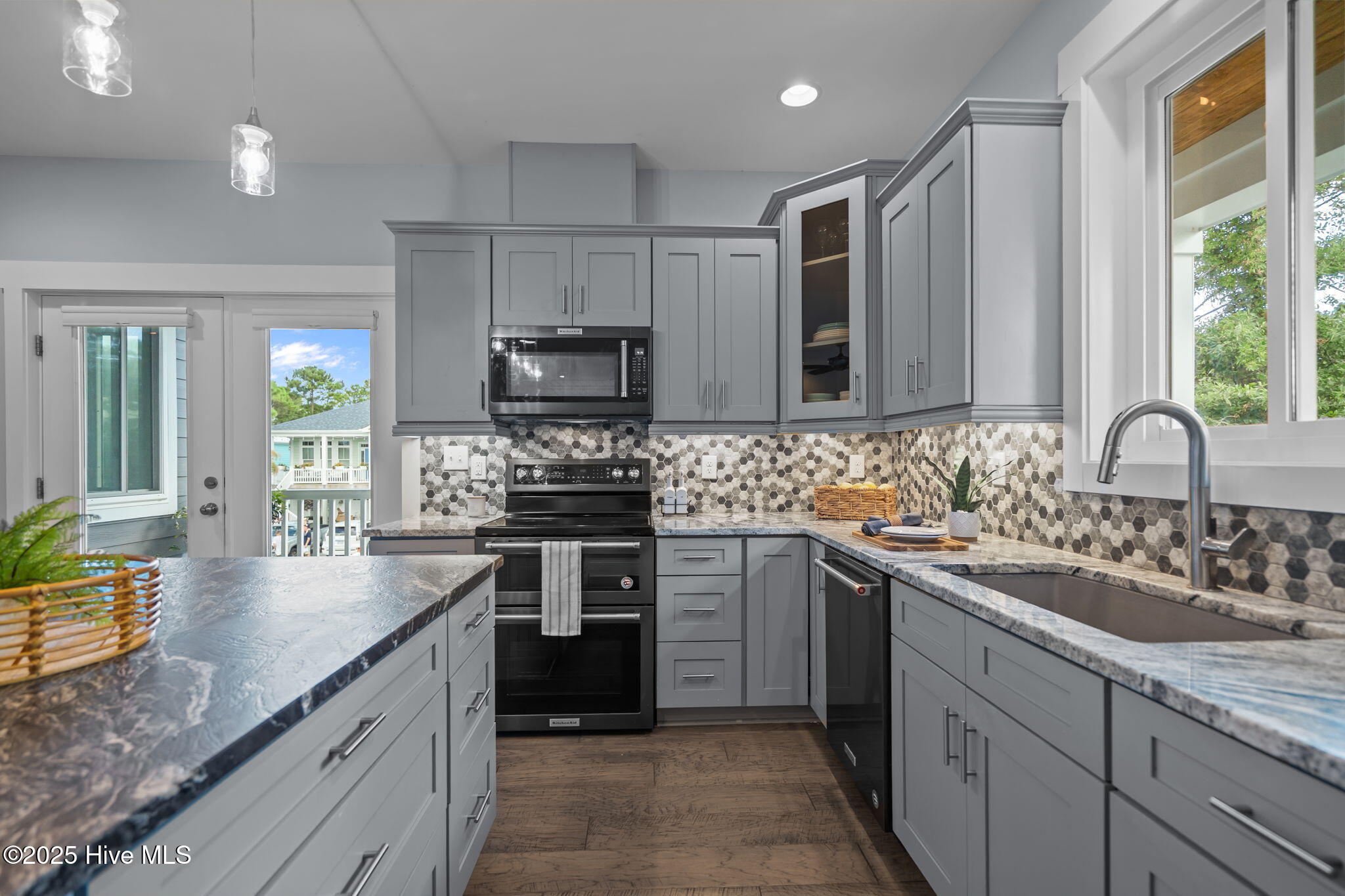 904 South Carolina Avenue