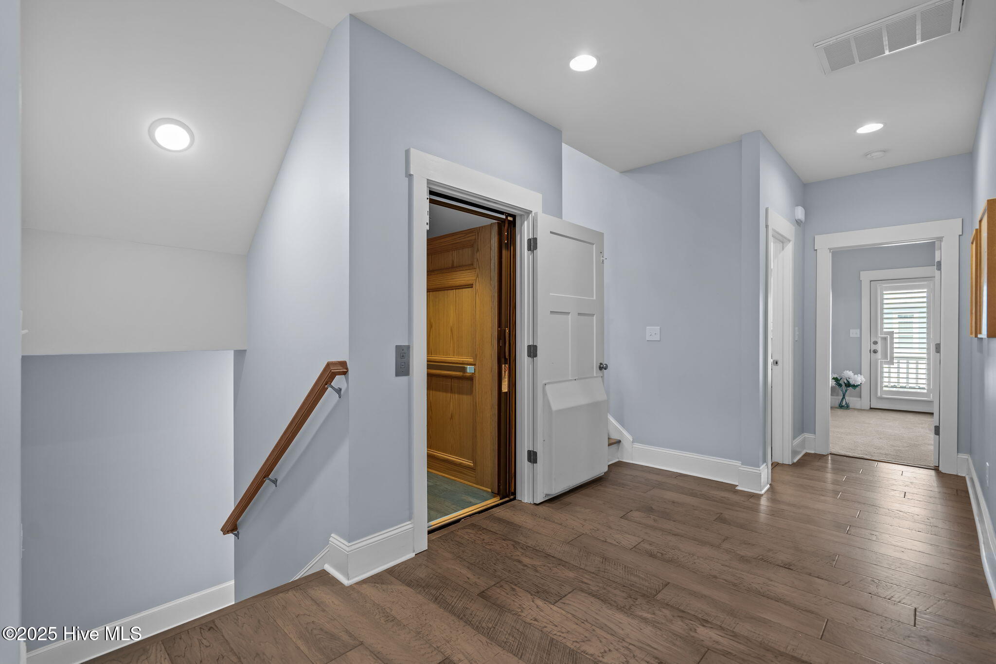 904 South Carolina Avenue