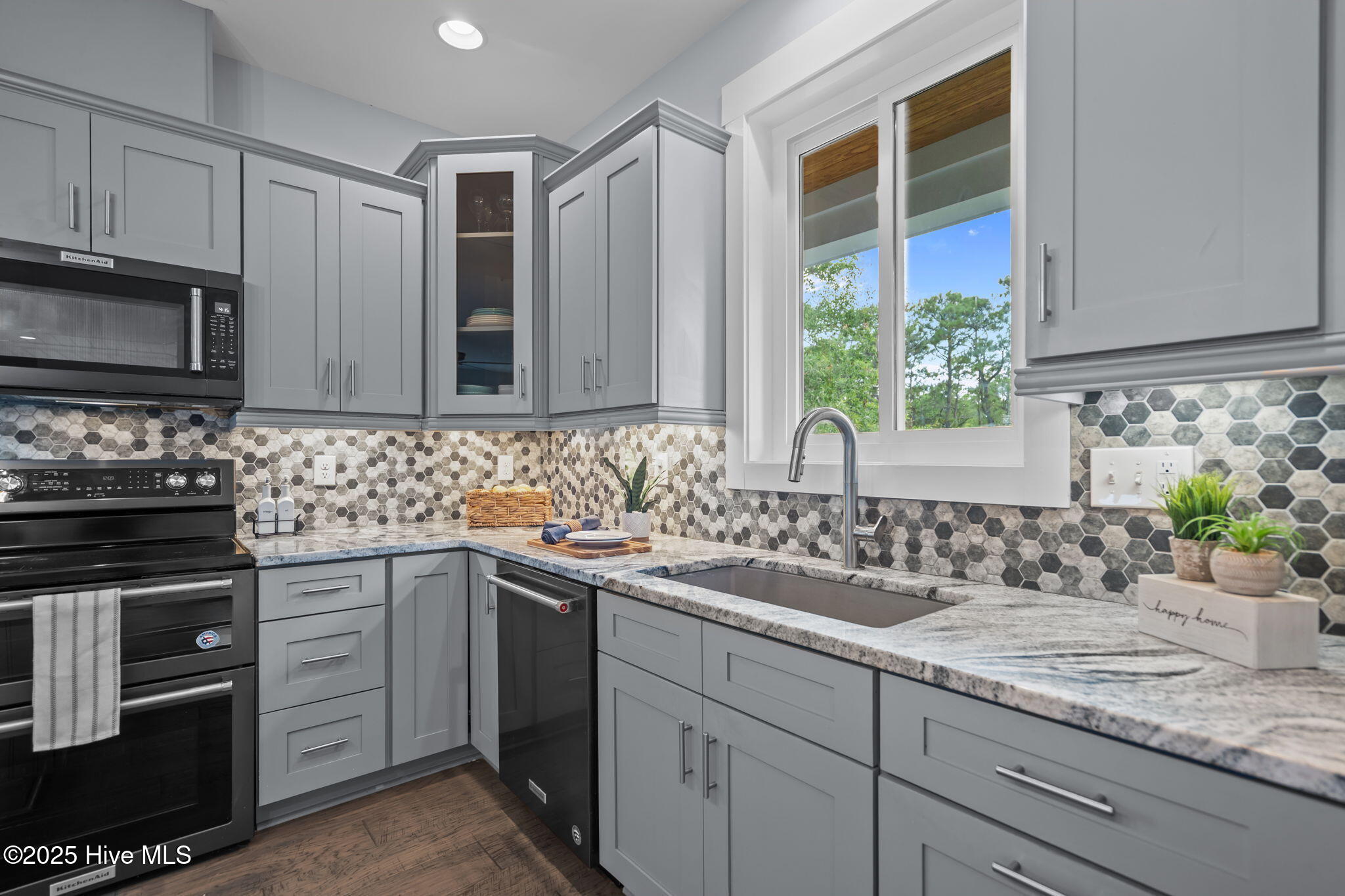 904 South Carolina Avenue