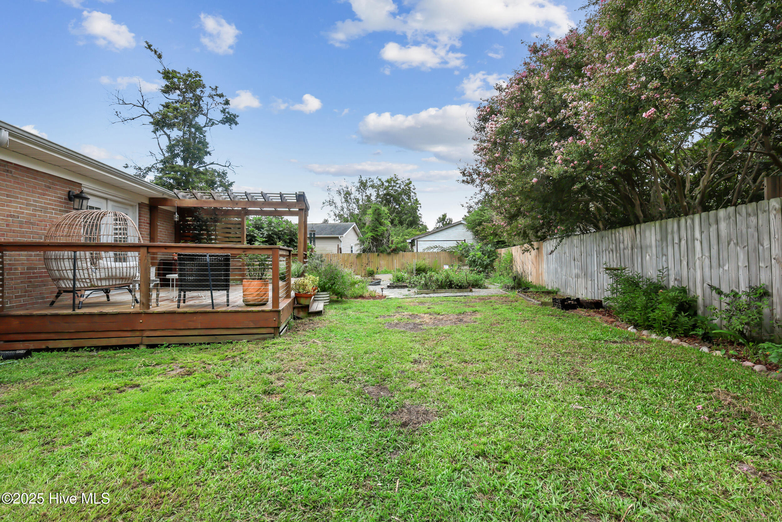 1847 Loganberry Road