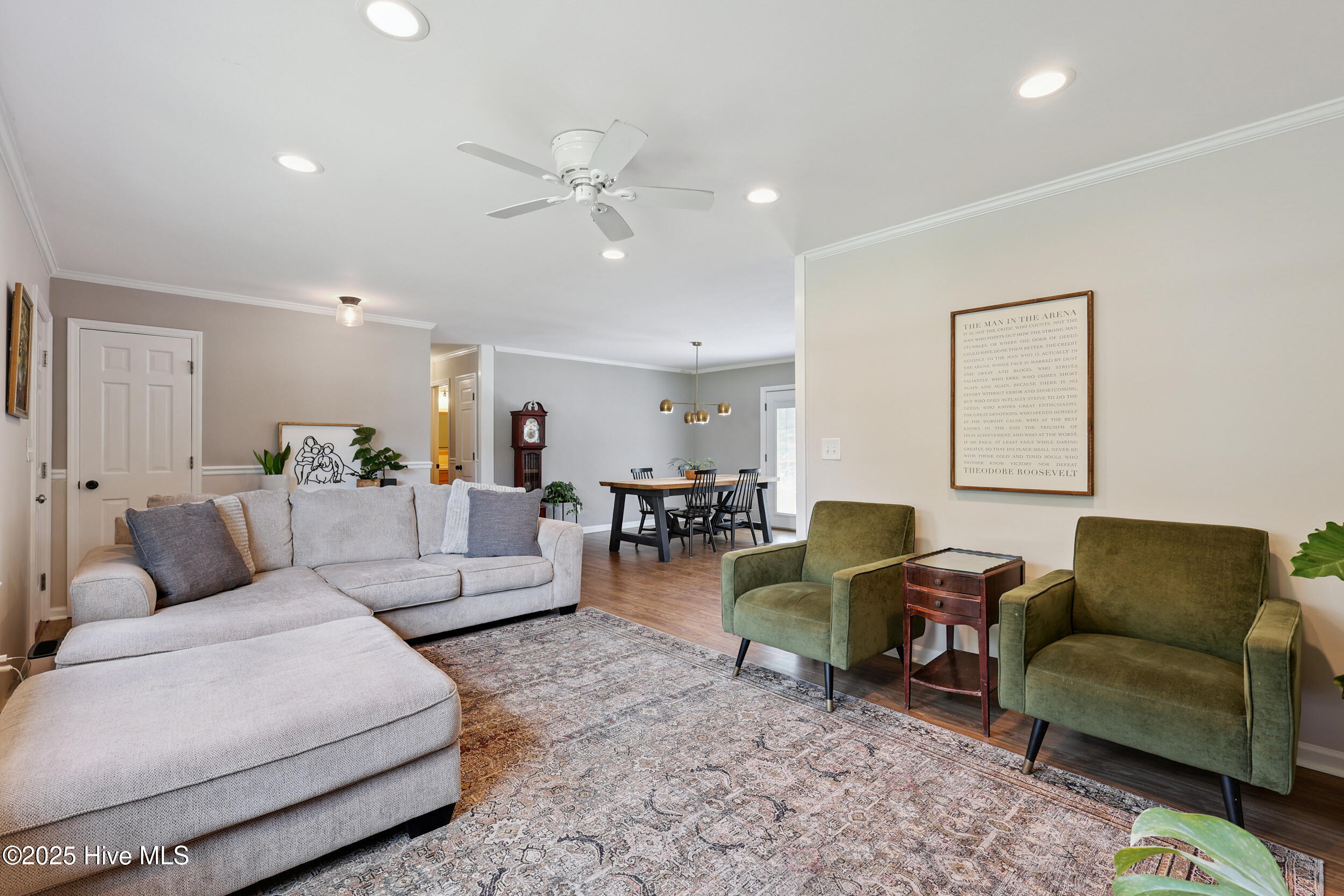 1847 Loganberry Road