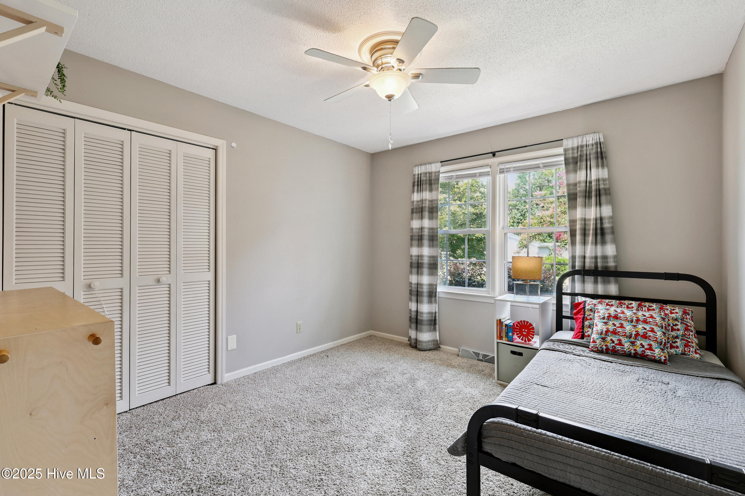 1847 Loganberry Road