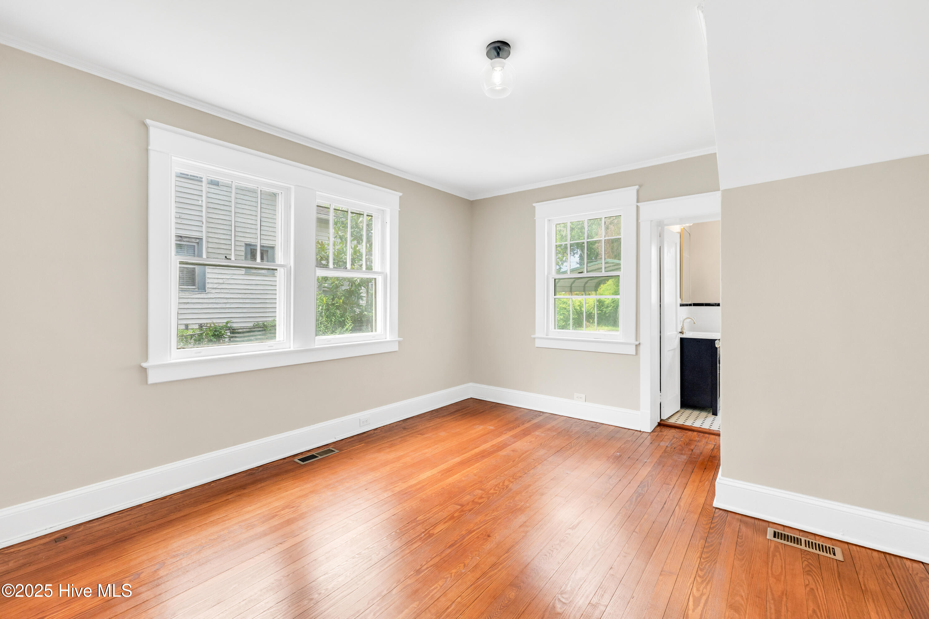 207 N 13th Street