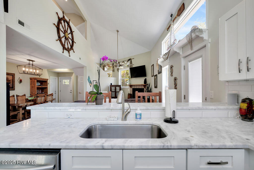 421 Hidden Valley Road