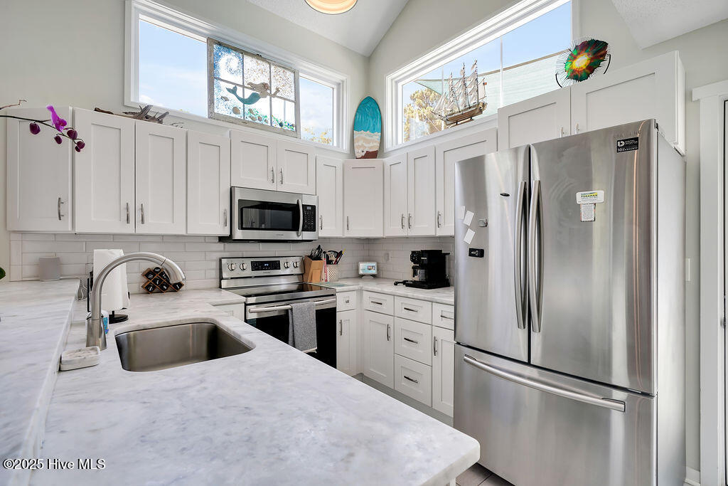 421 Hidden Valley Road