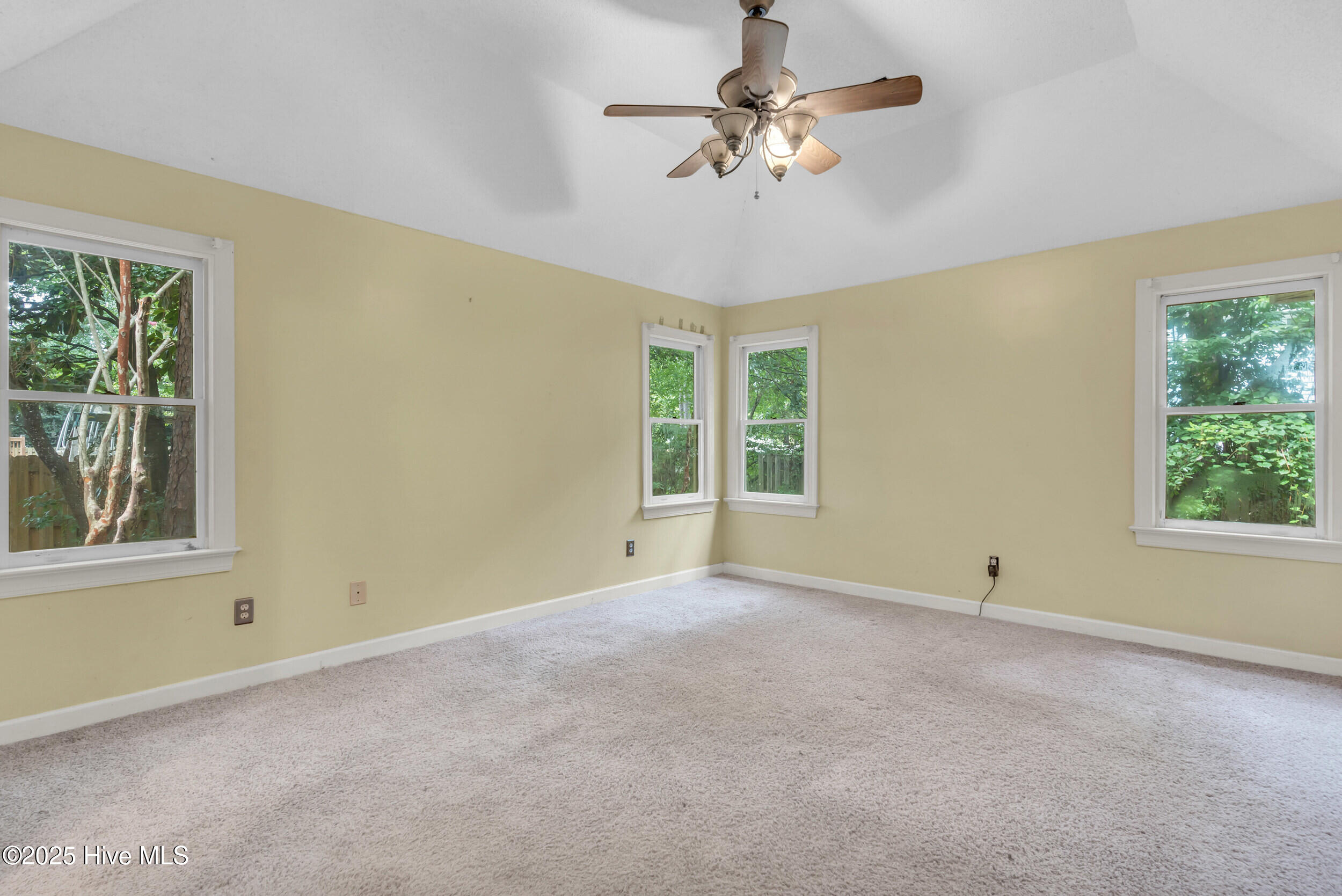 3004 Wickford Road