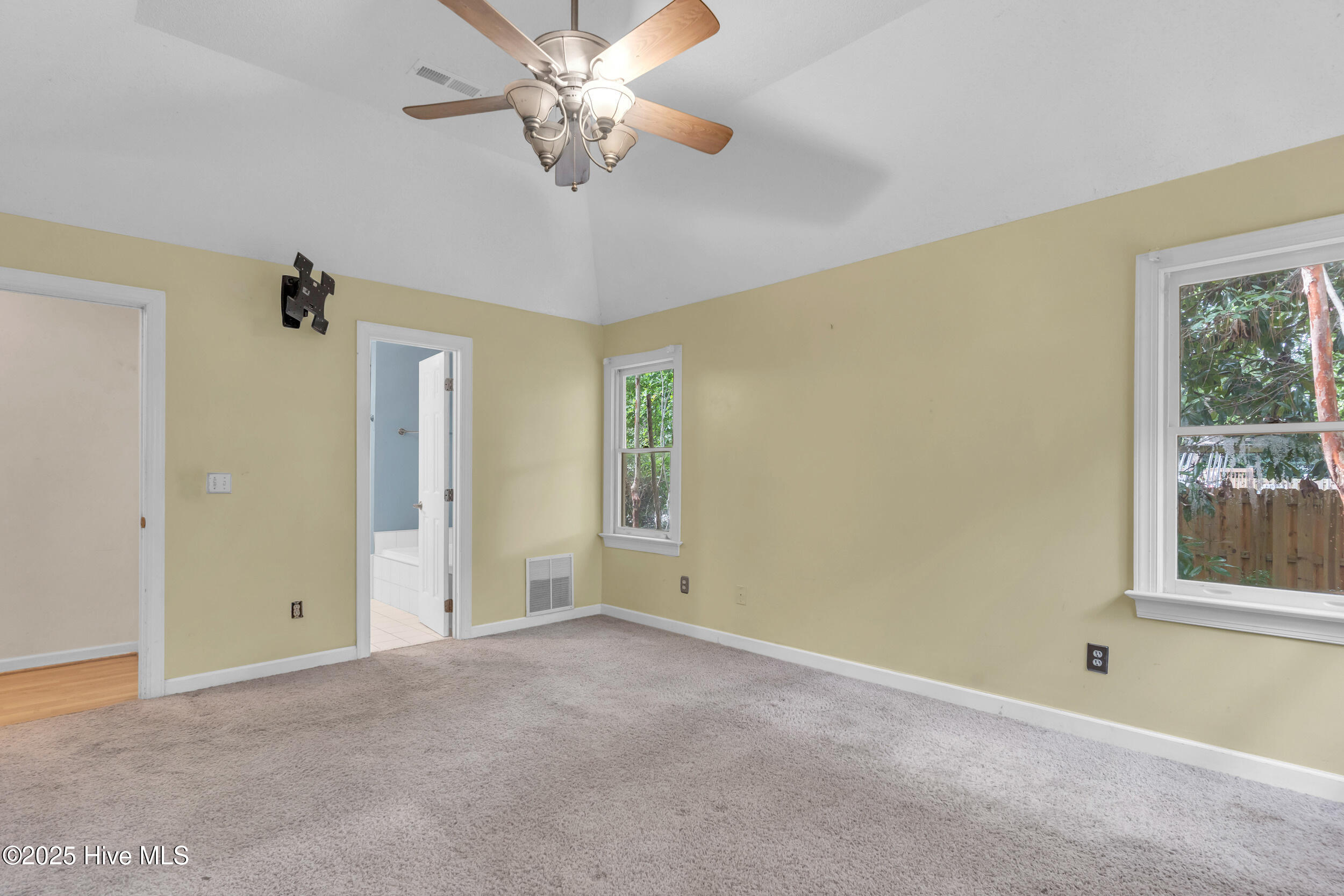 3004 Wickford Road