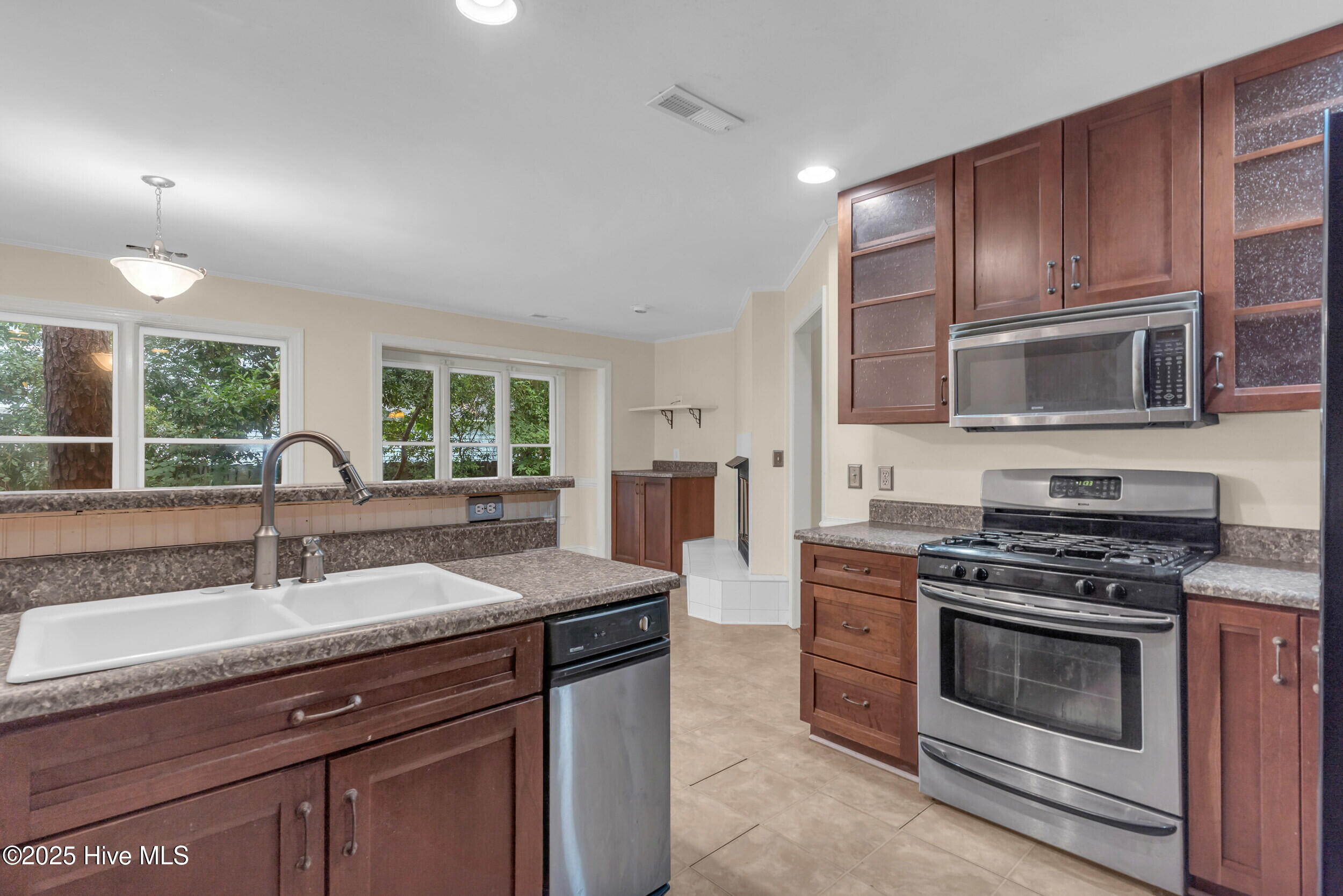 3004 Wickford Road
