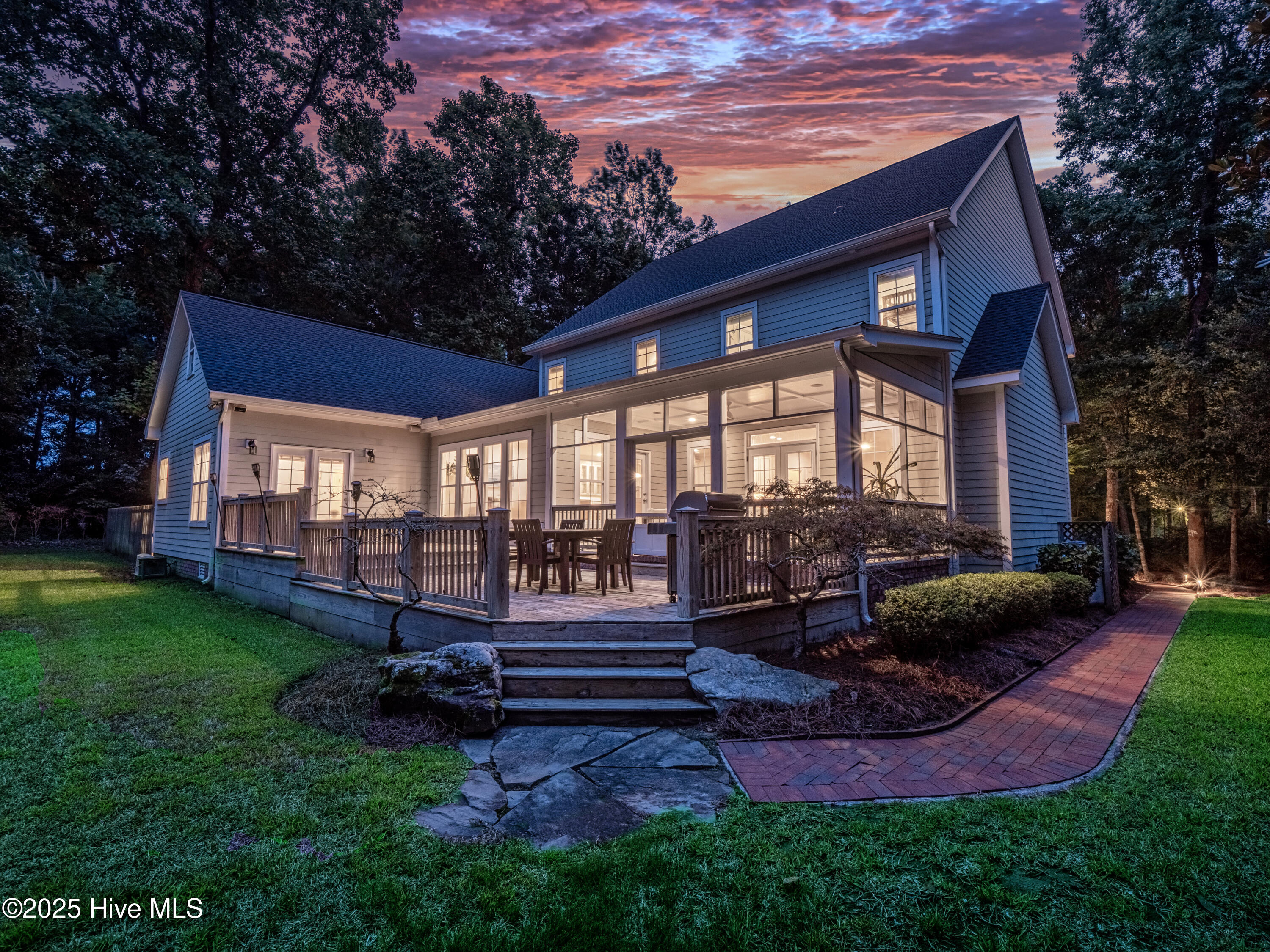 1423 Halcyon Lane