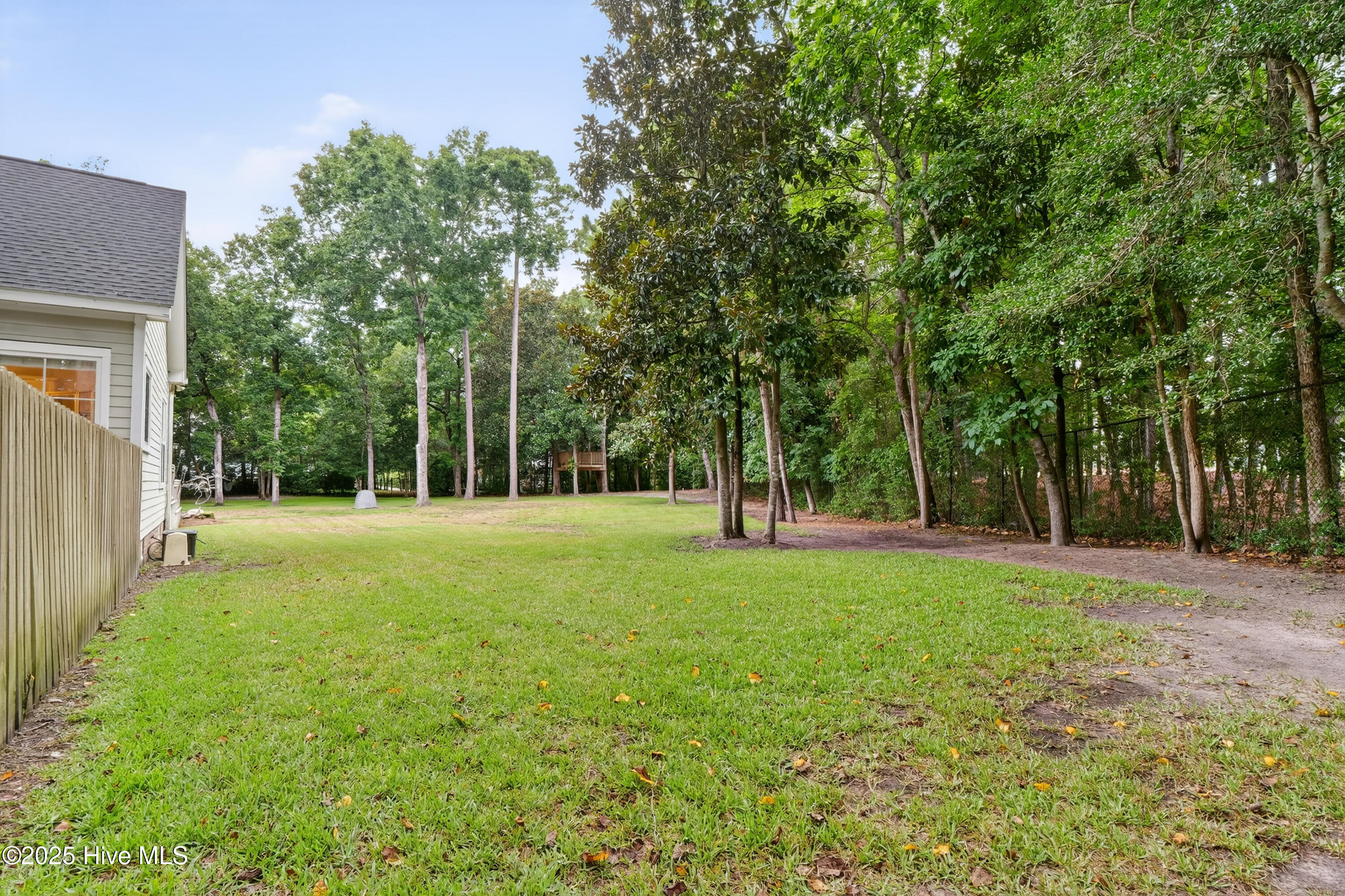 1423 Halcyon Lane