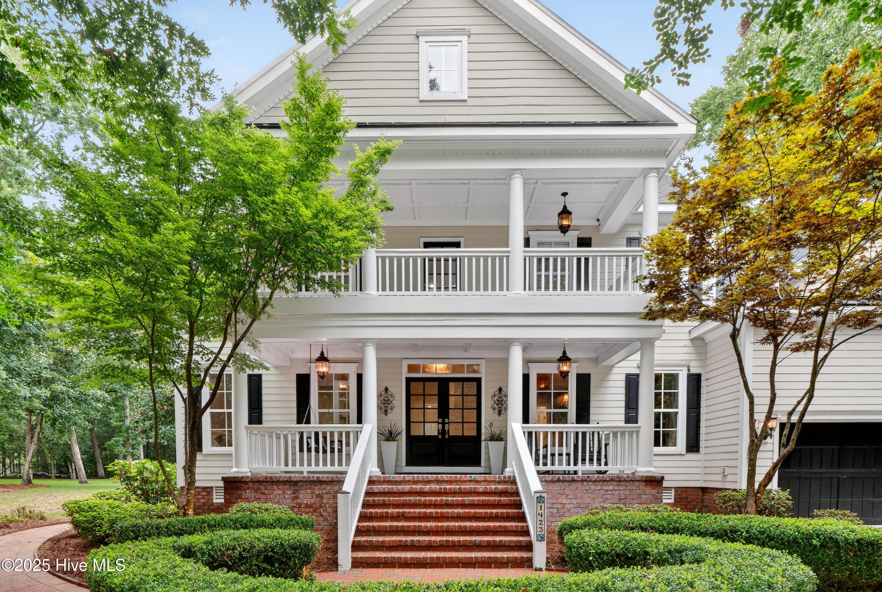 1423 Halcyon Lane