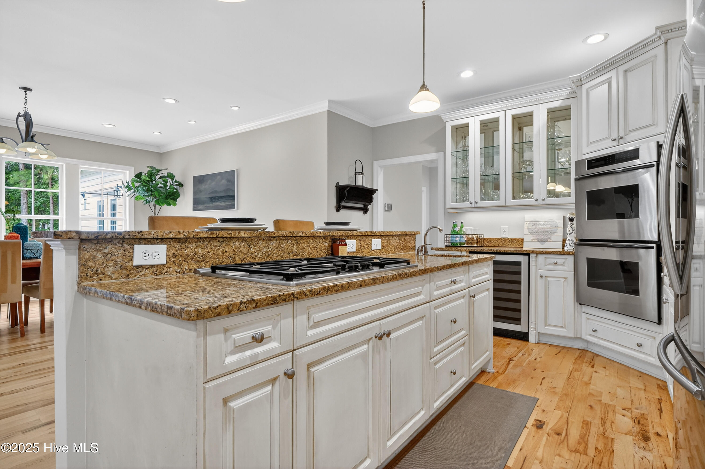 1423 Halcyon Lane