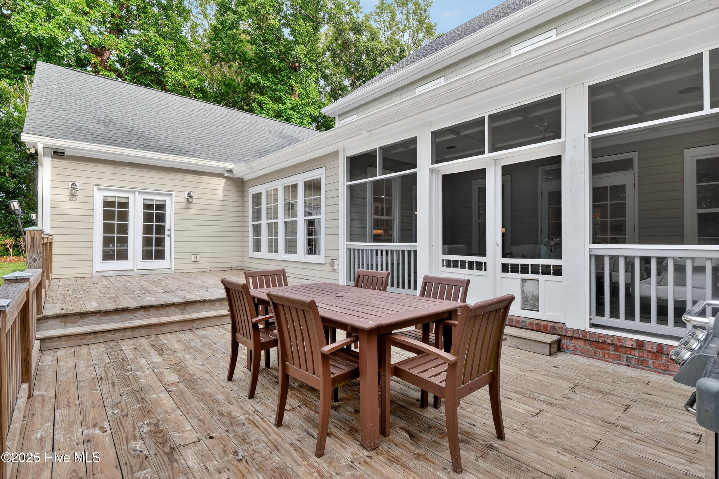 1423 Halcyon Lane