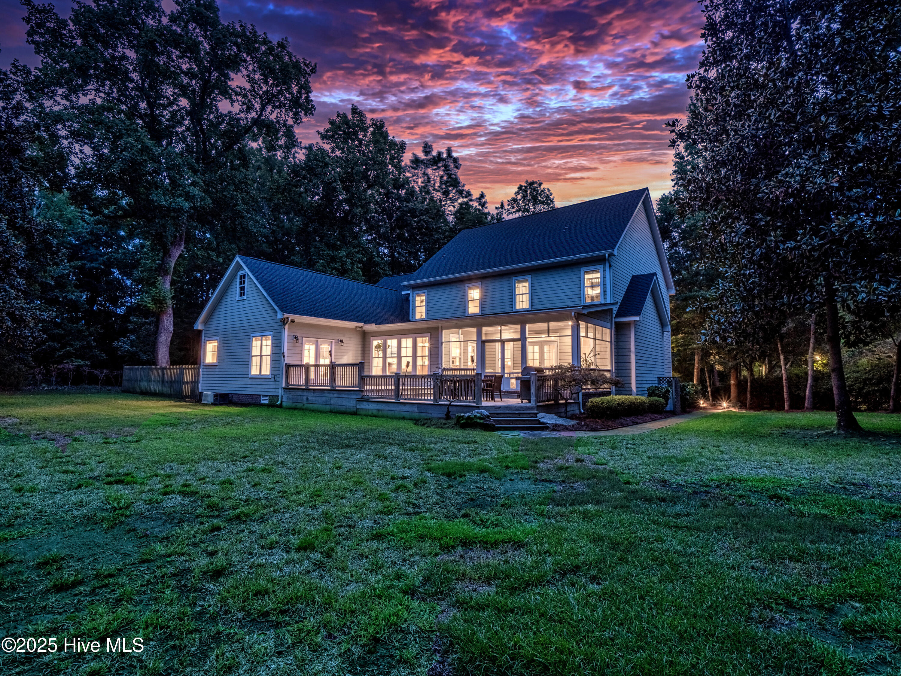 1423 Halcyon Lane