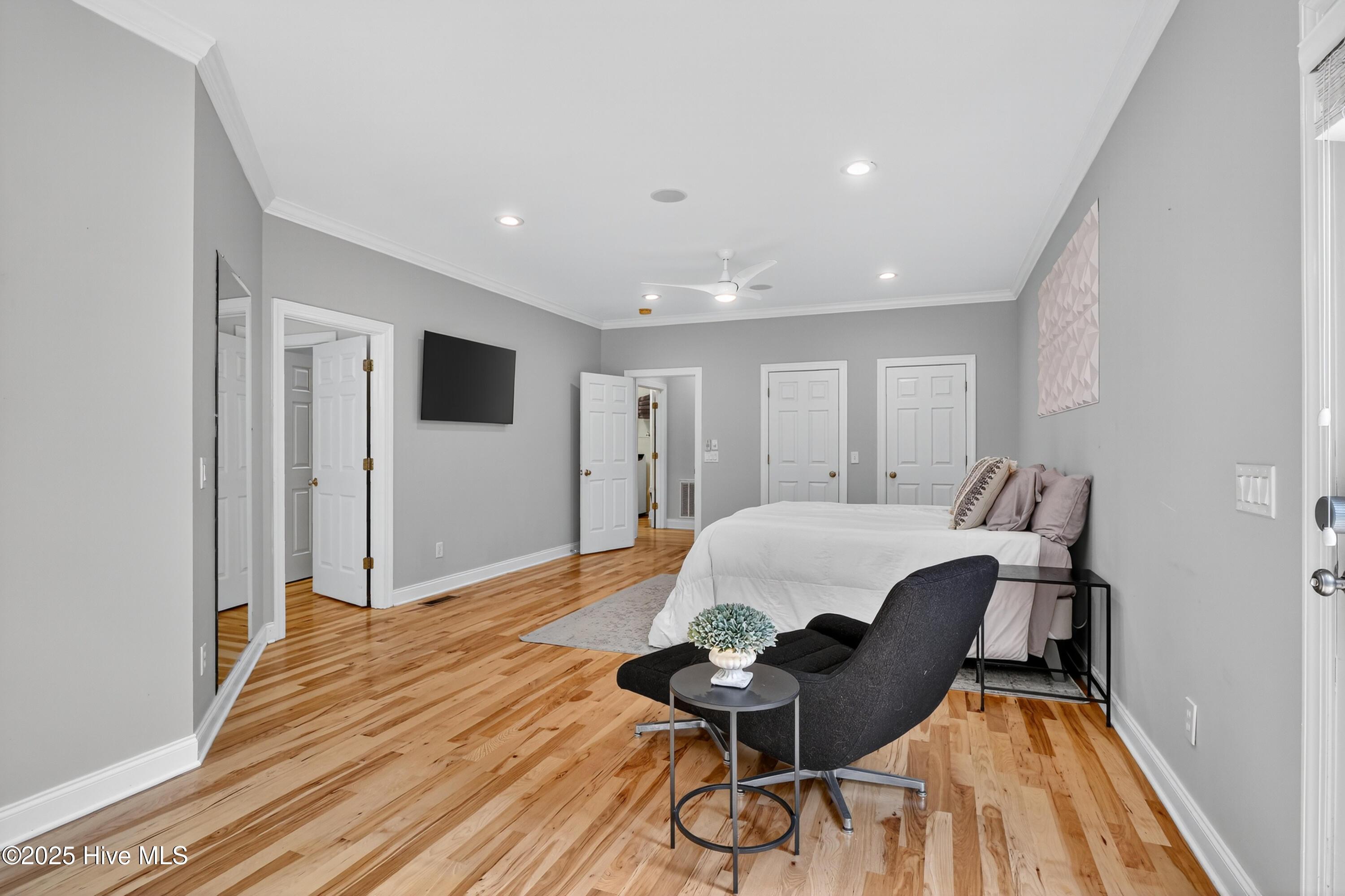 1423 Halcyon Lane