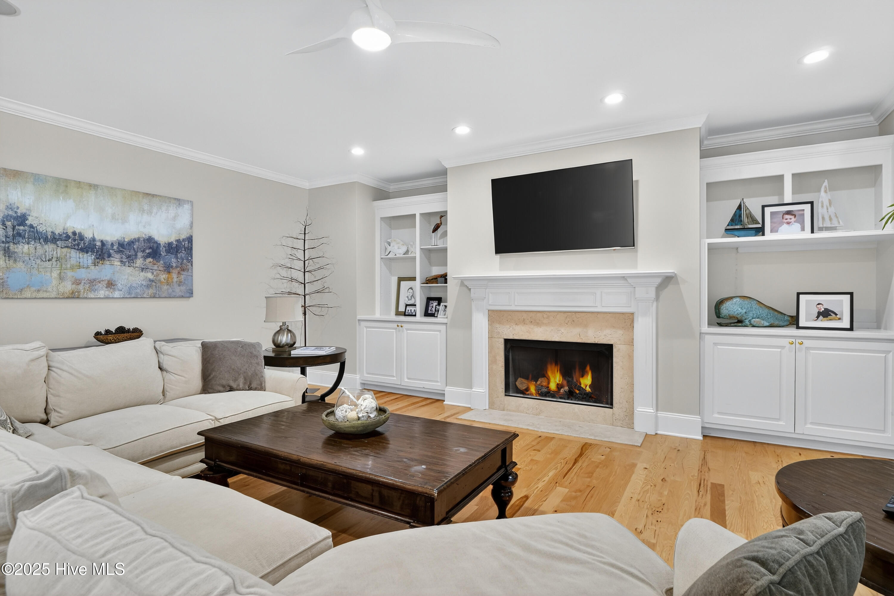 1423 Halcyon Lane