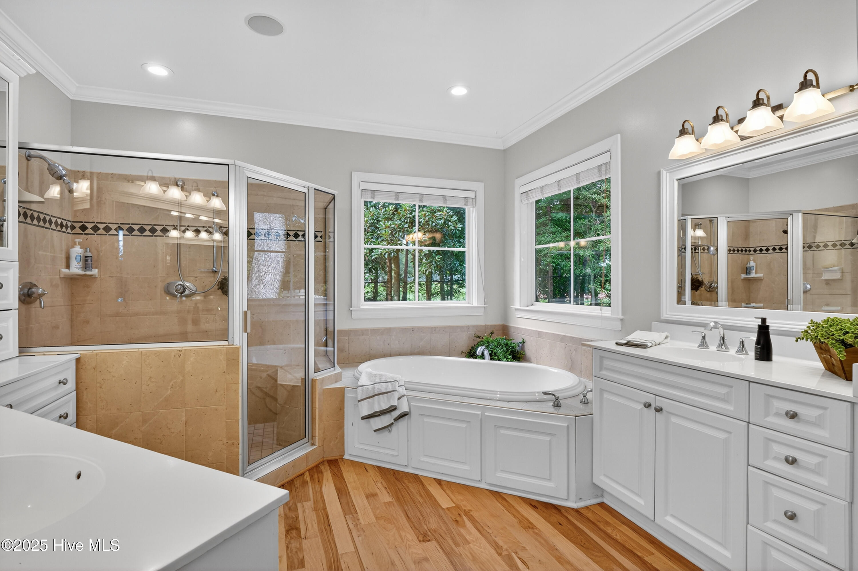 1423 Halcyon Lane
