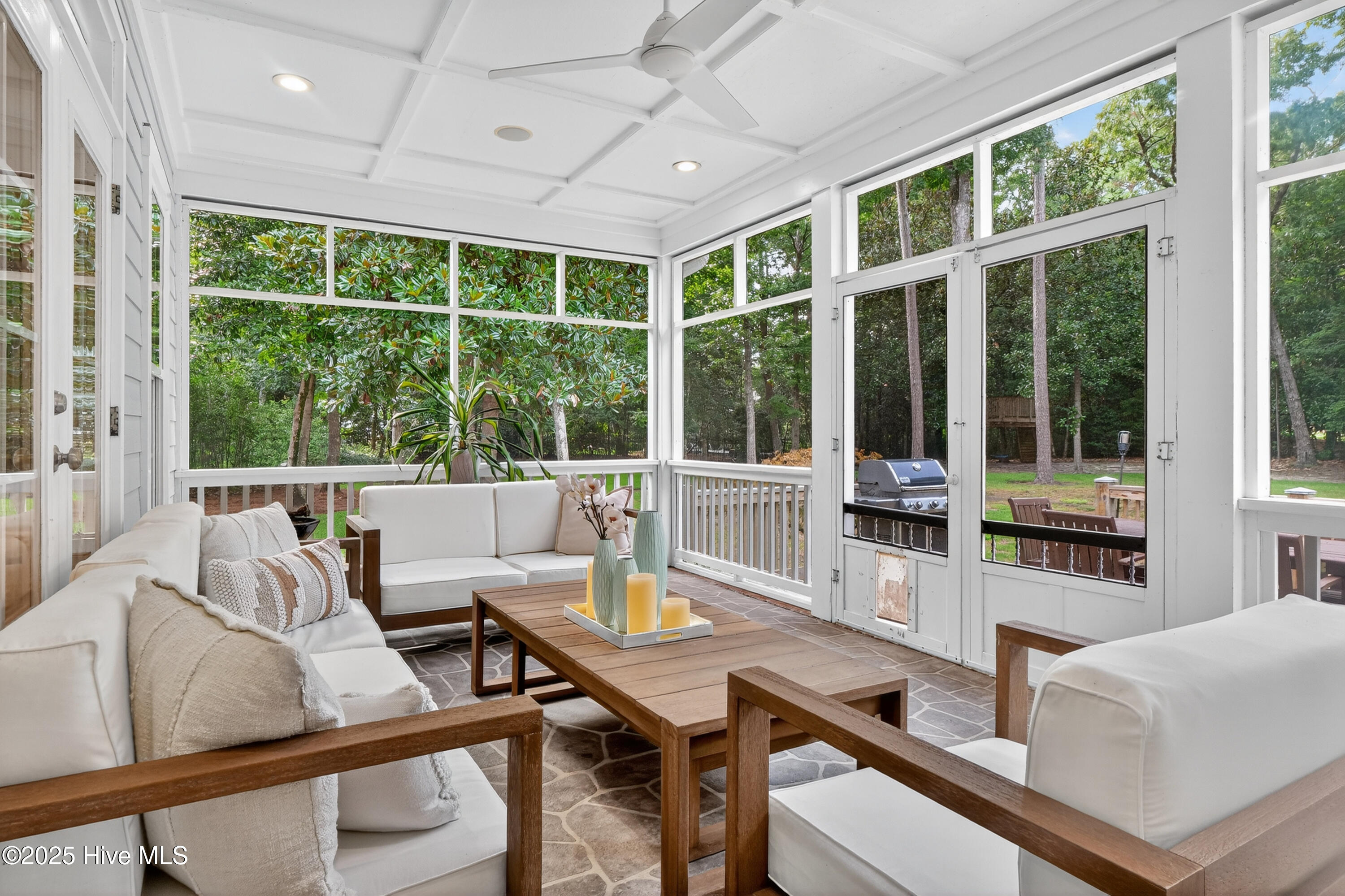 1423 Halcyon Lane