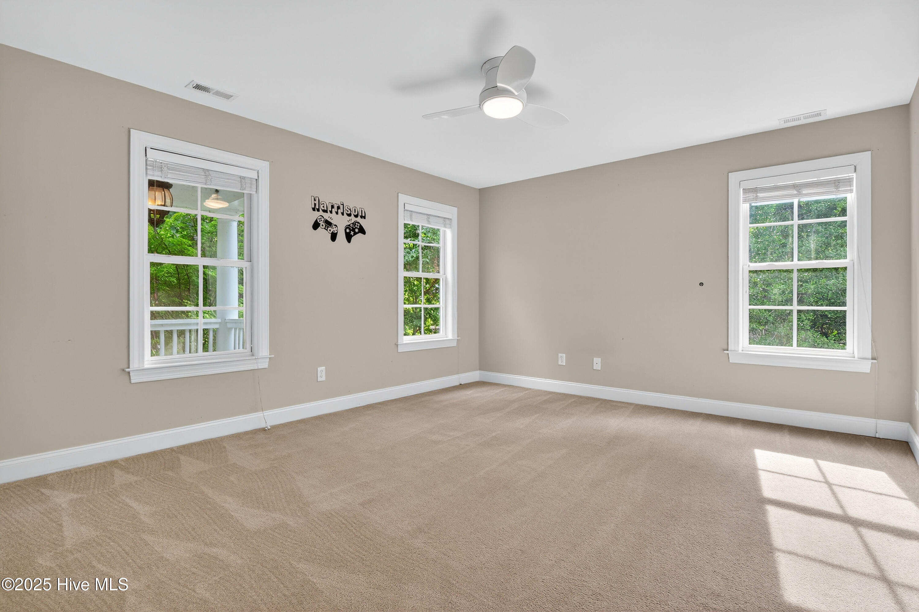 1423 Halcyon Lane