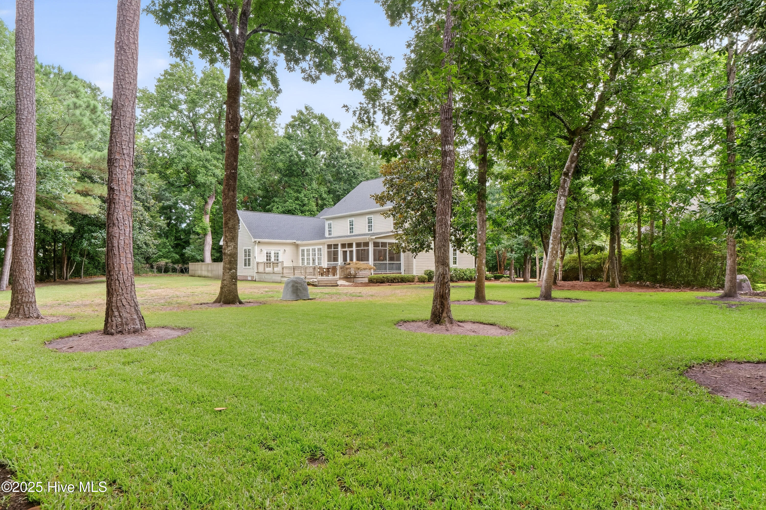1423 Halcyon Lane