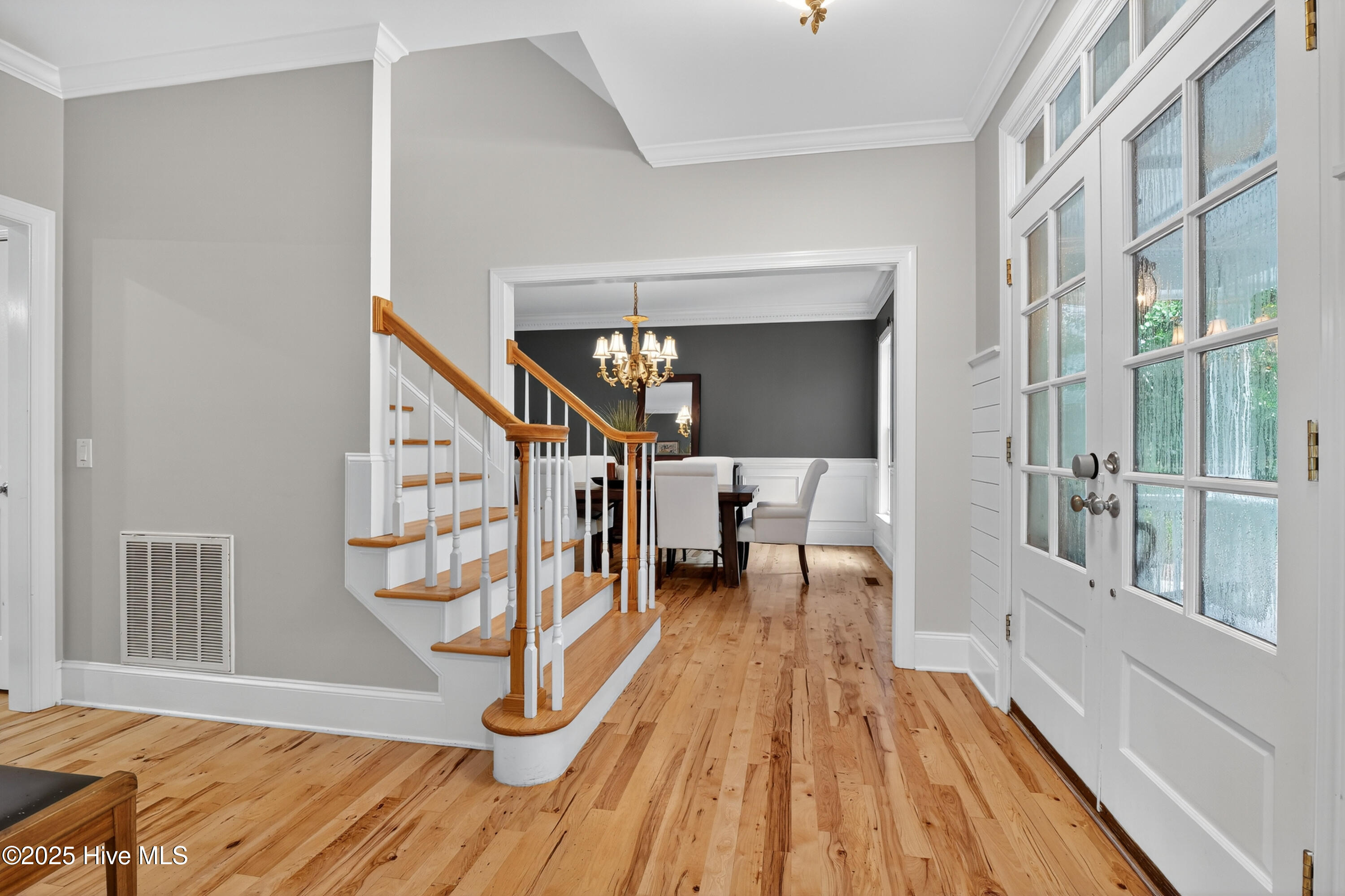 1423 Halcyon Lane