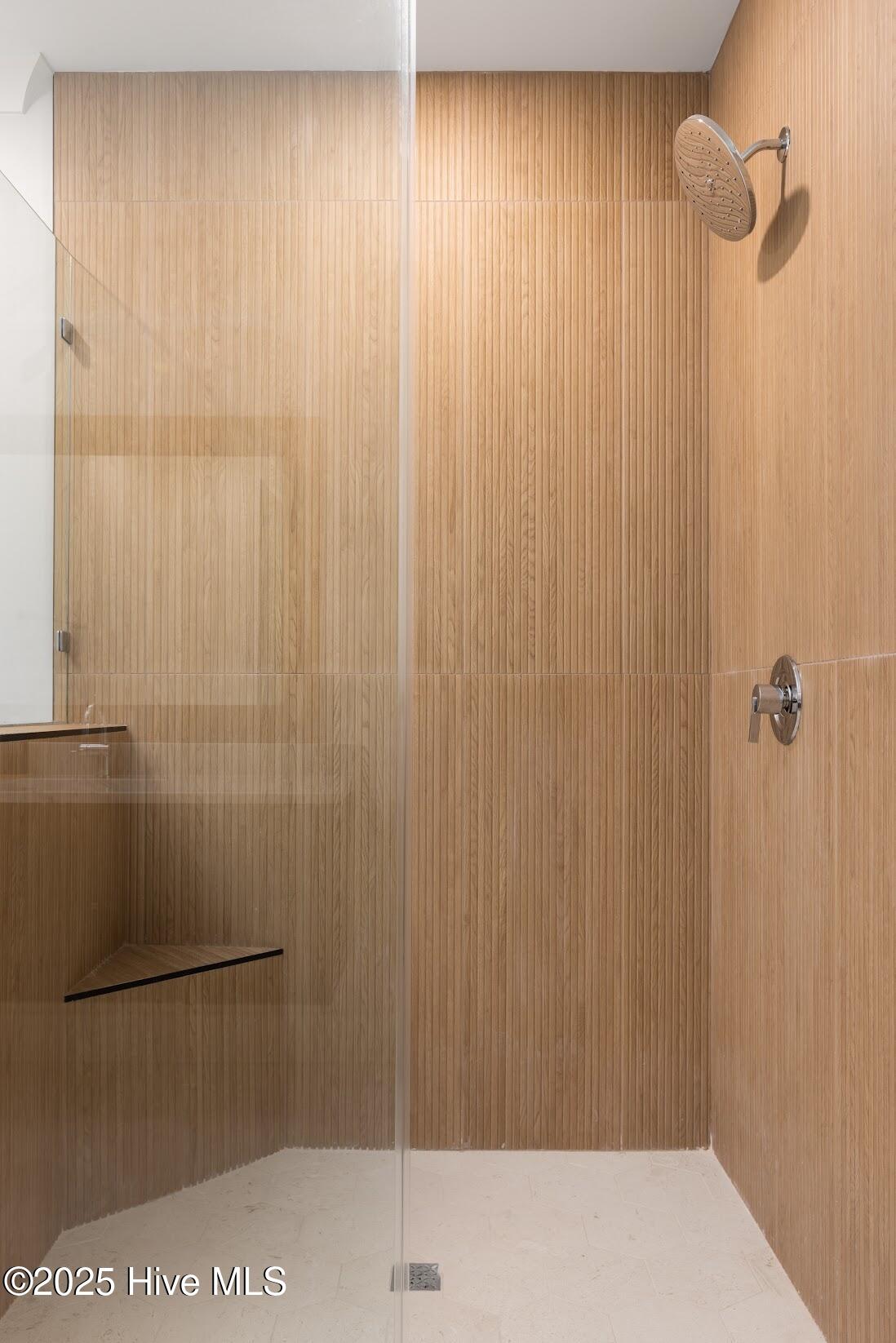 1800 Canal Drive, 403