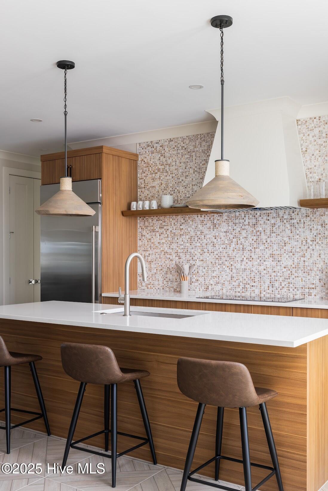 1800 Canal Drive, 403