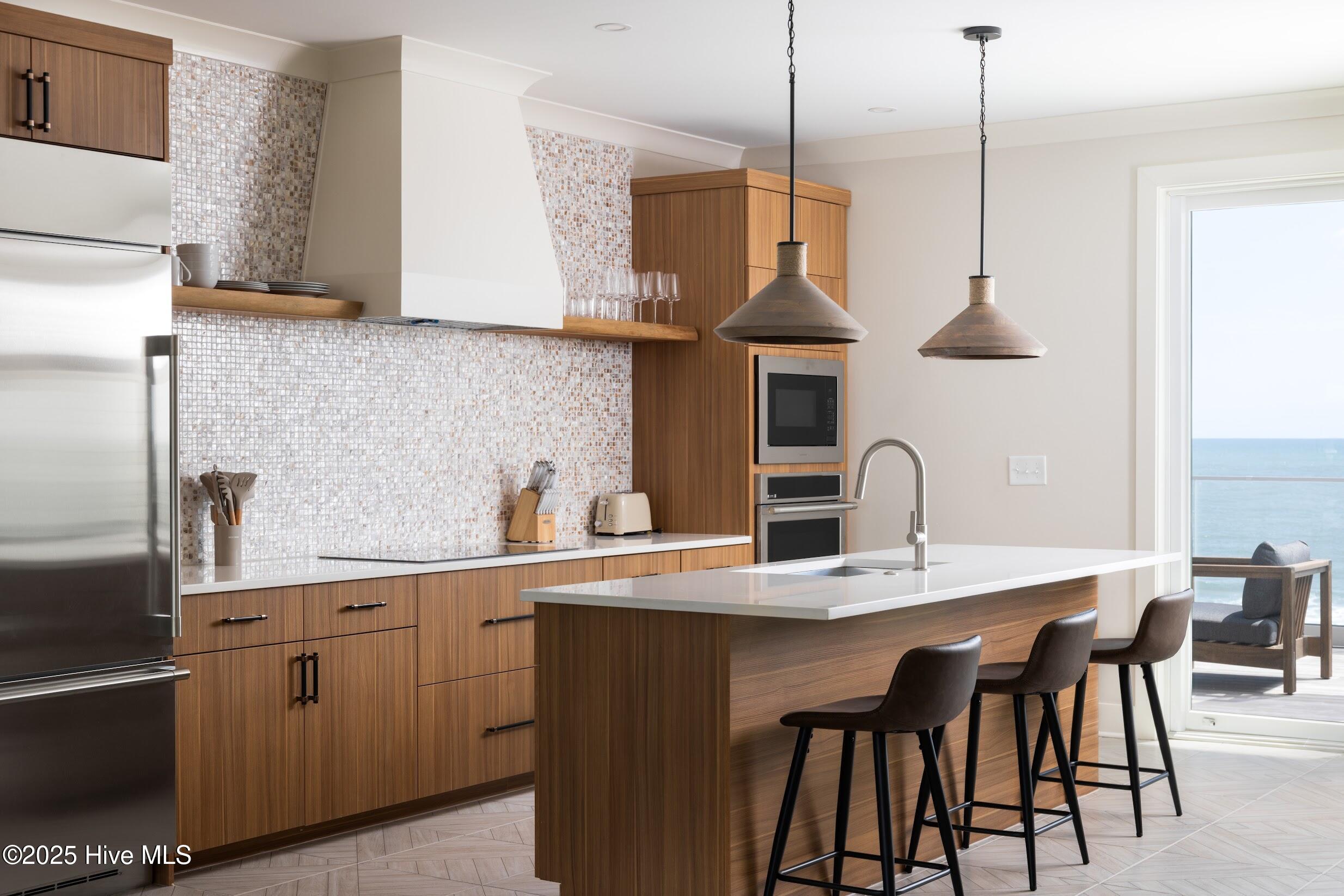 1800 Canal Drive, 403