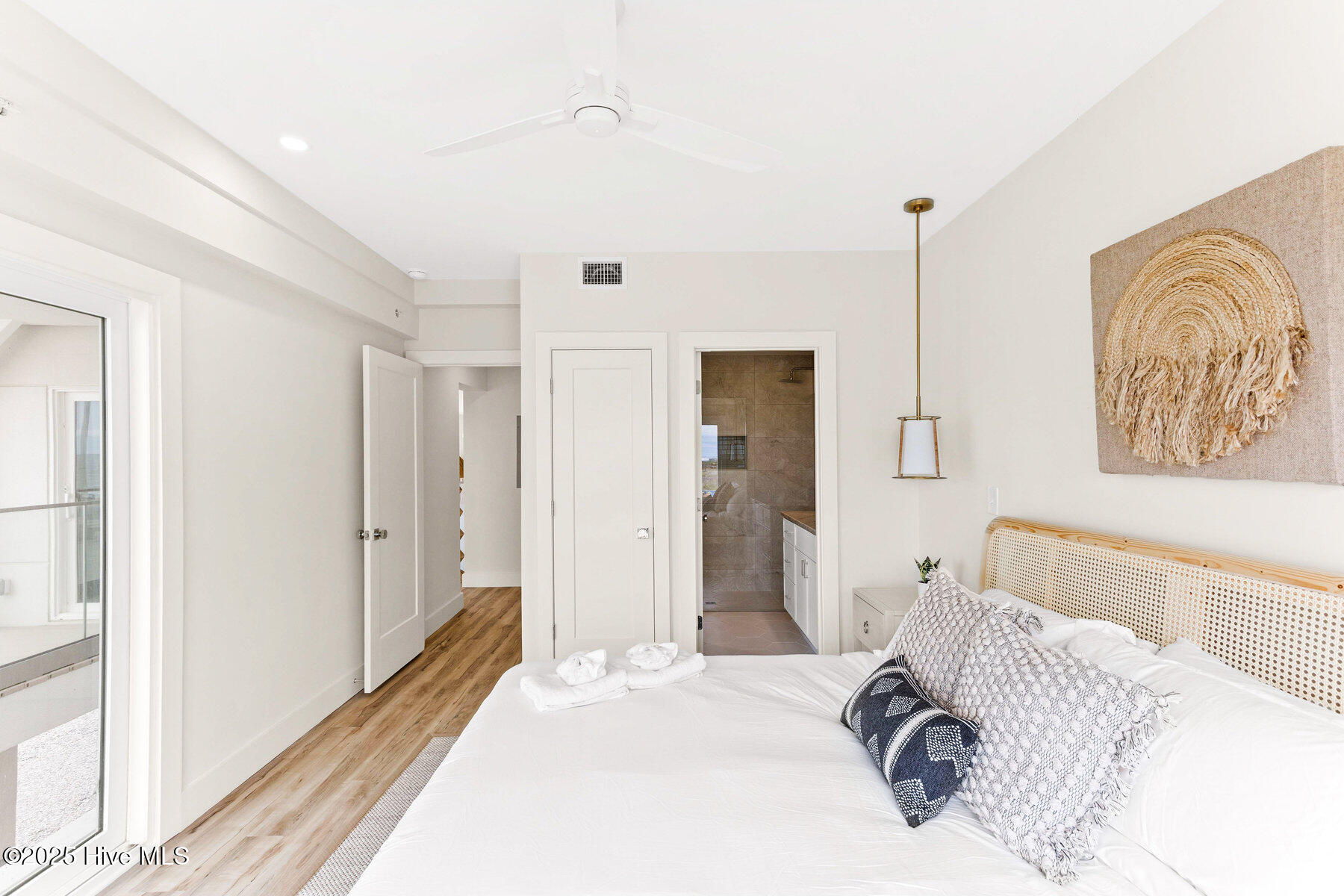 1800 Canal Drive, 112