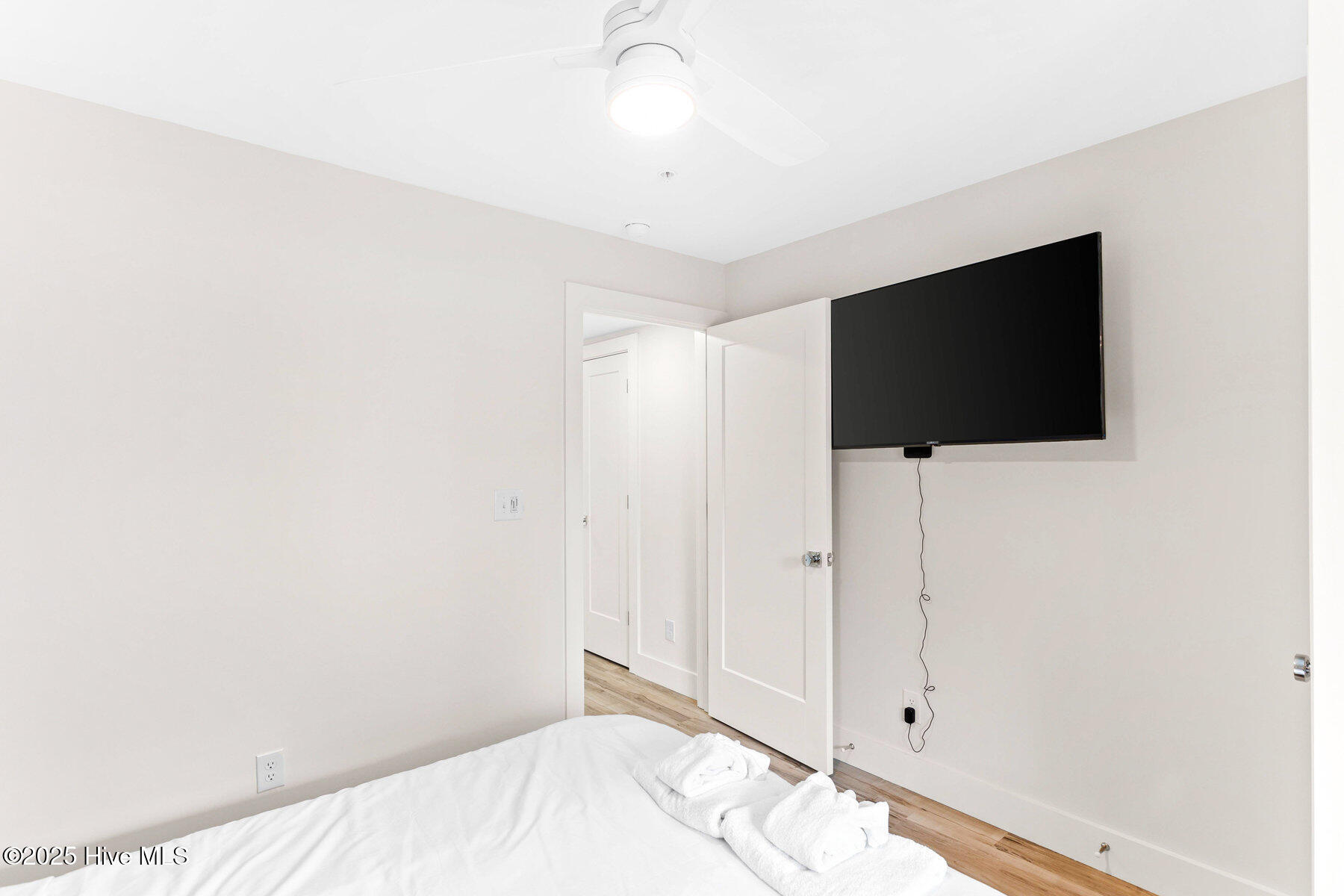 1800 Canal Drive, 112