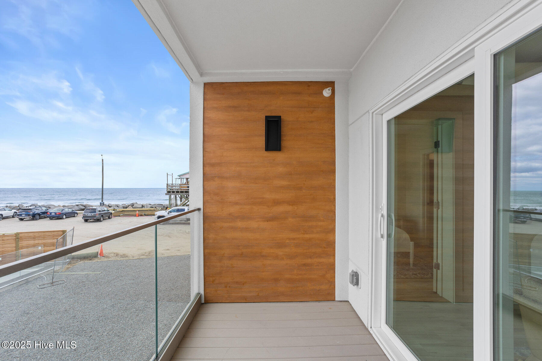 1800 Canal Drive, 111