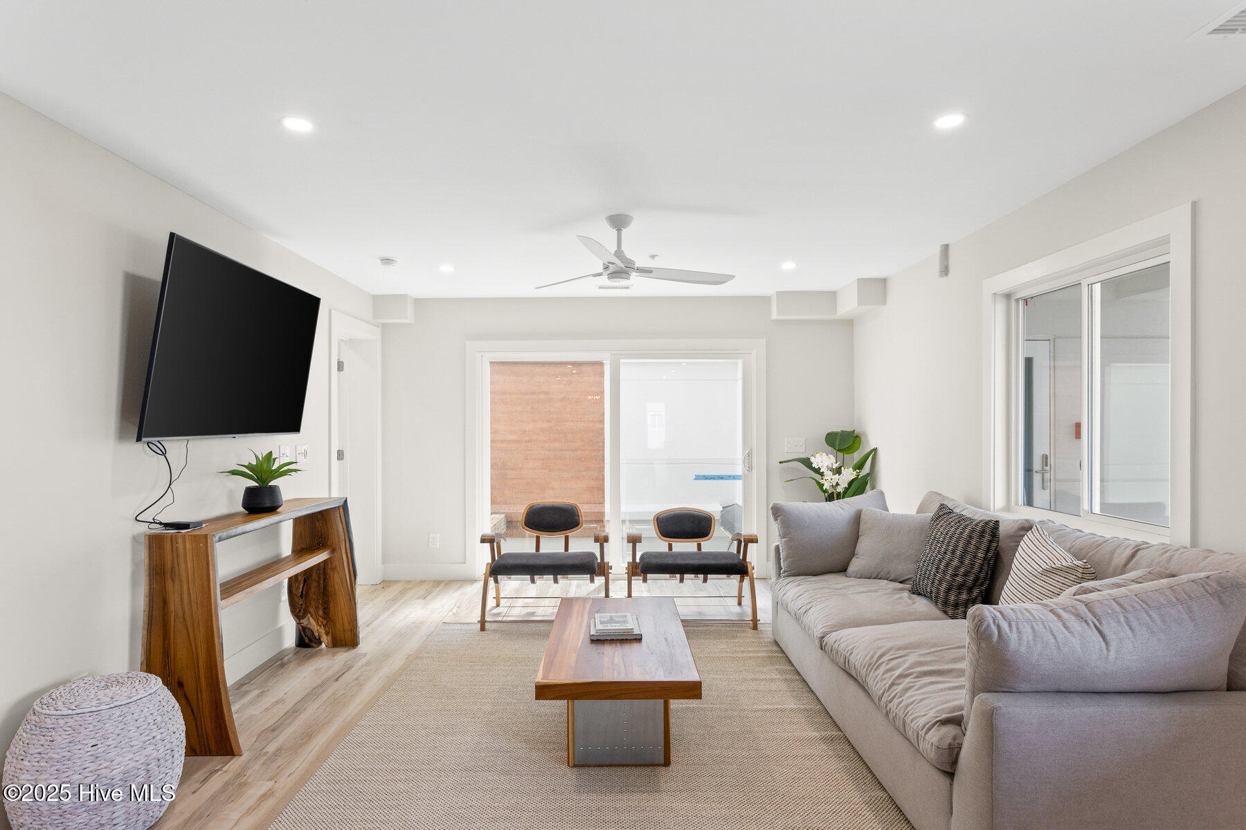 1800 Canal Drive, 108