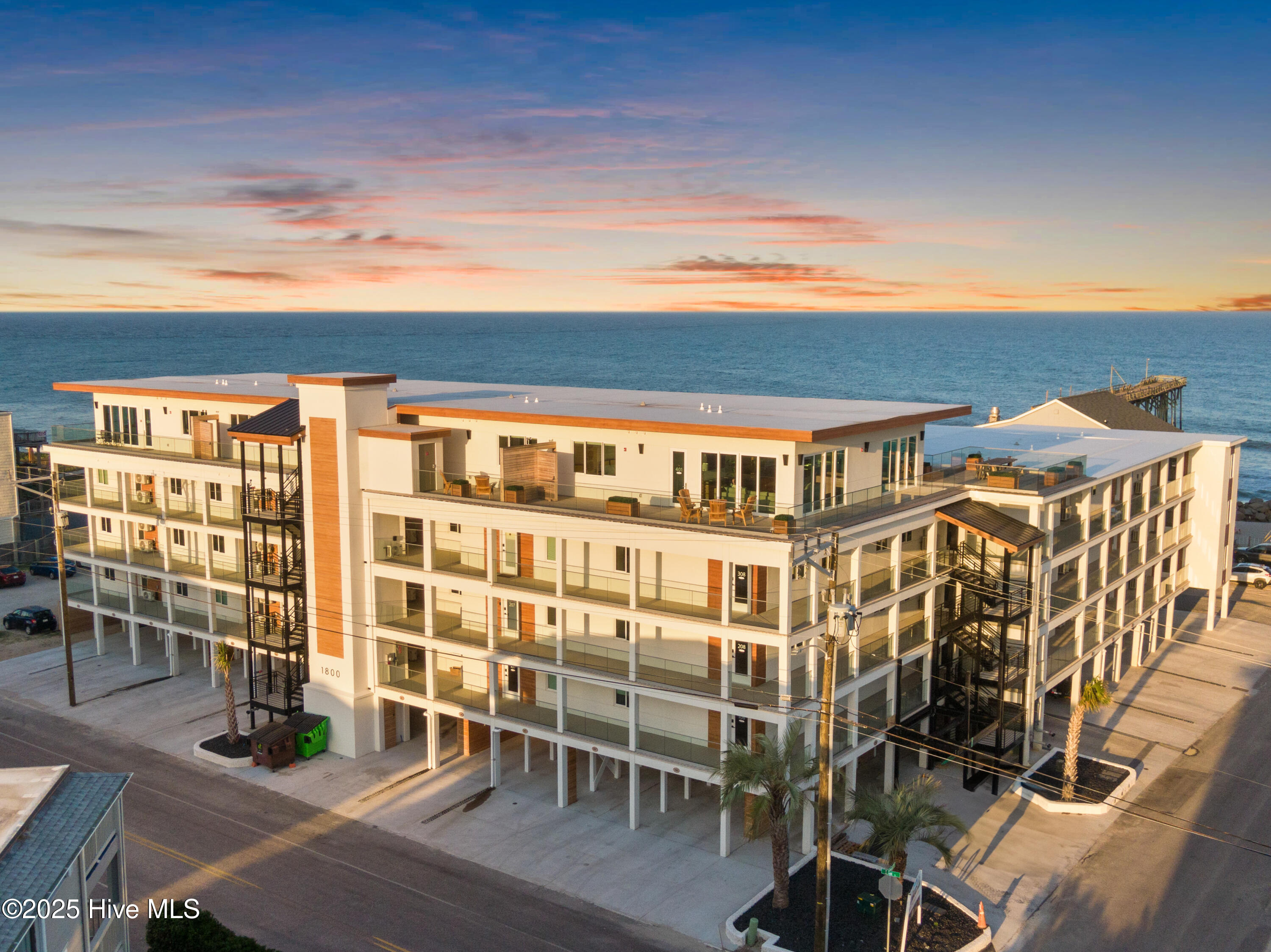 1800 Canal Drive, 108