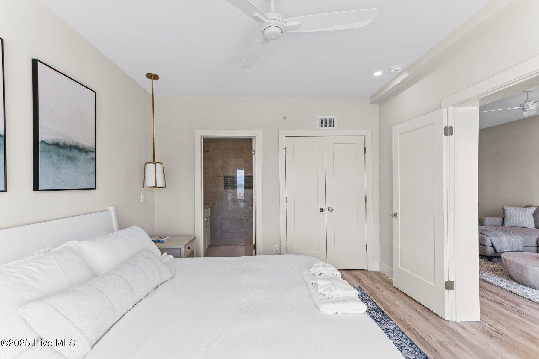 1800 Canal Drive, 211